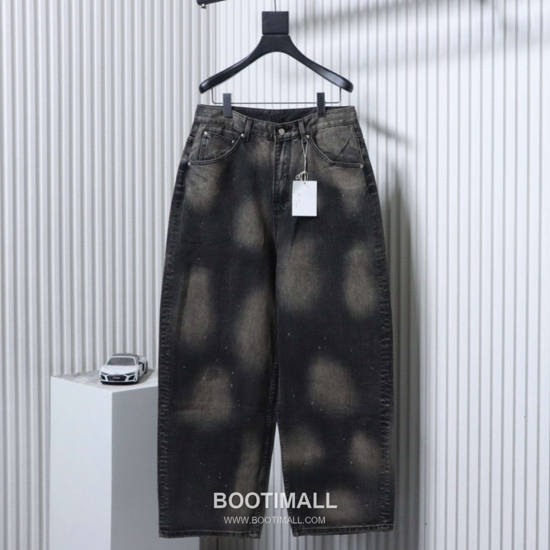 ANCELLM Washed Paint Splatter Tapered Denim Jeans 앤셀름 워시드 페인트 스플래터 테이퍼드 데님 진 3