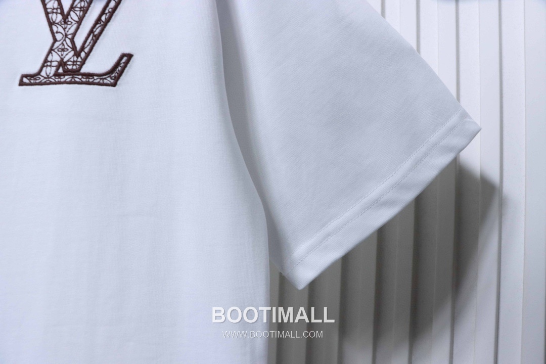 Louis Vuitton Crown Embroidered Heavy Cotton Short Sleeve T-Shirt 루이비통 크라운 자수 헤비 코튼 반팔 티셔츠 8