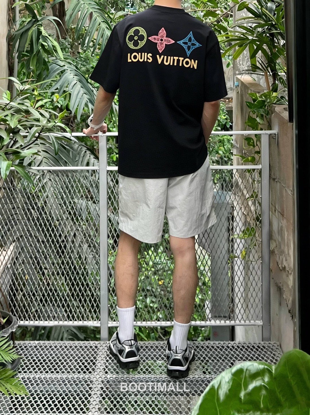 Louis Vuitton Crown Embroidered Heavy Cotton Short Sleeve T-Shirt 루이비통 크라운 자수 헤비 코튼 반팔 티셔츠 5