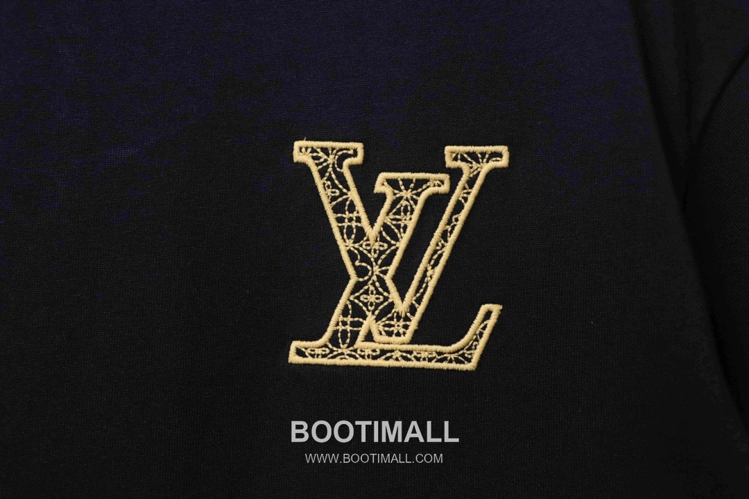 Louis Vuitton Crown Embroidered Heavy Cotton Short Sleeve T-Shirt 루이비통 크라운 자수 헤비 코튼 반팔 티셔츠 13