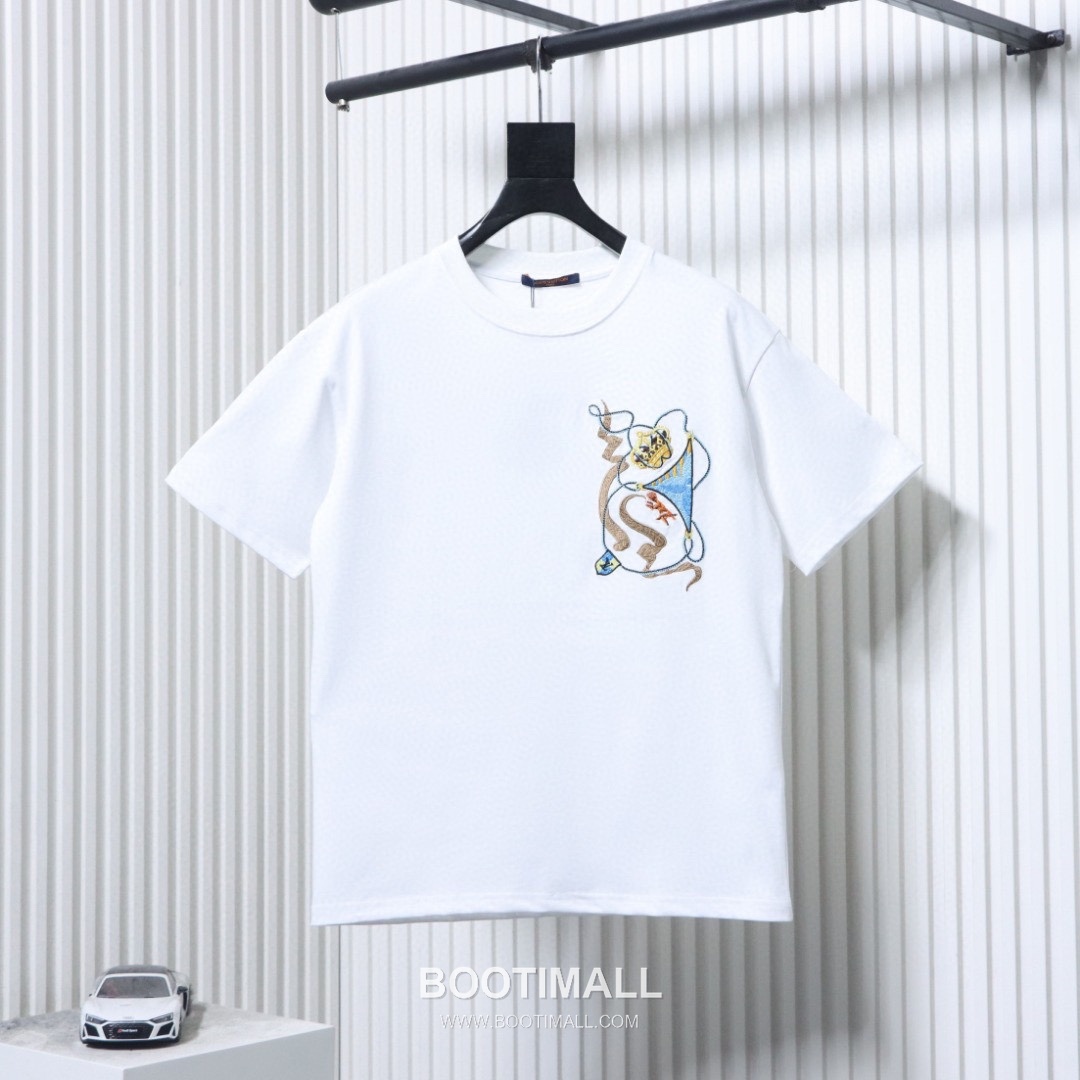 Louis Vuitton Crown Embroidered Heavy Cotton Oversized Short Sleeve T-Shirt 루이비통 크라운 자수 헤비 코튼 오버핏 반팔 티셔츠 8