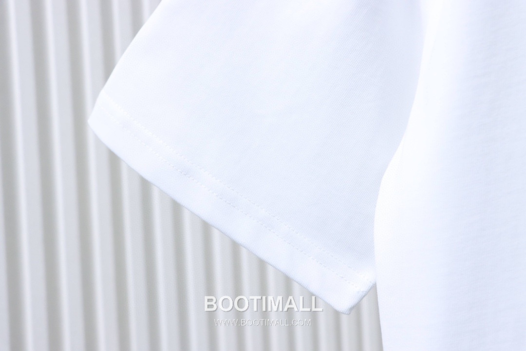 Louis Vuitton Crown Embroidered Heavy Cotton Oversized Short Sleeve T-Shirt 루이비통 크라운 자수 헤비 코튼 오버핏 반팔 티셔츠 14