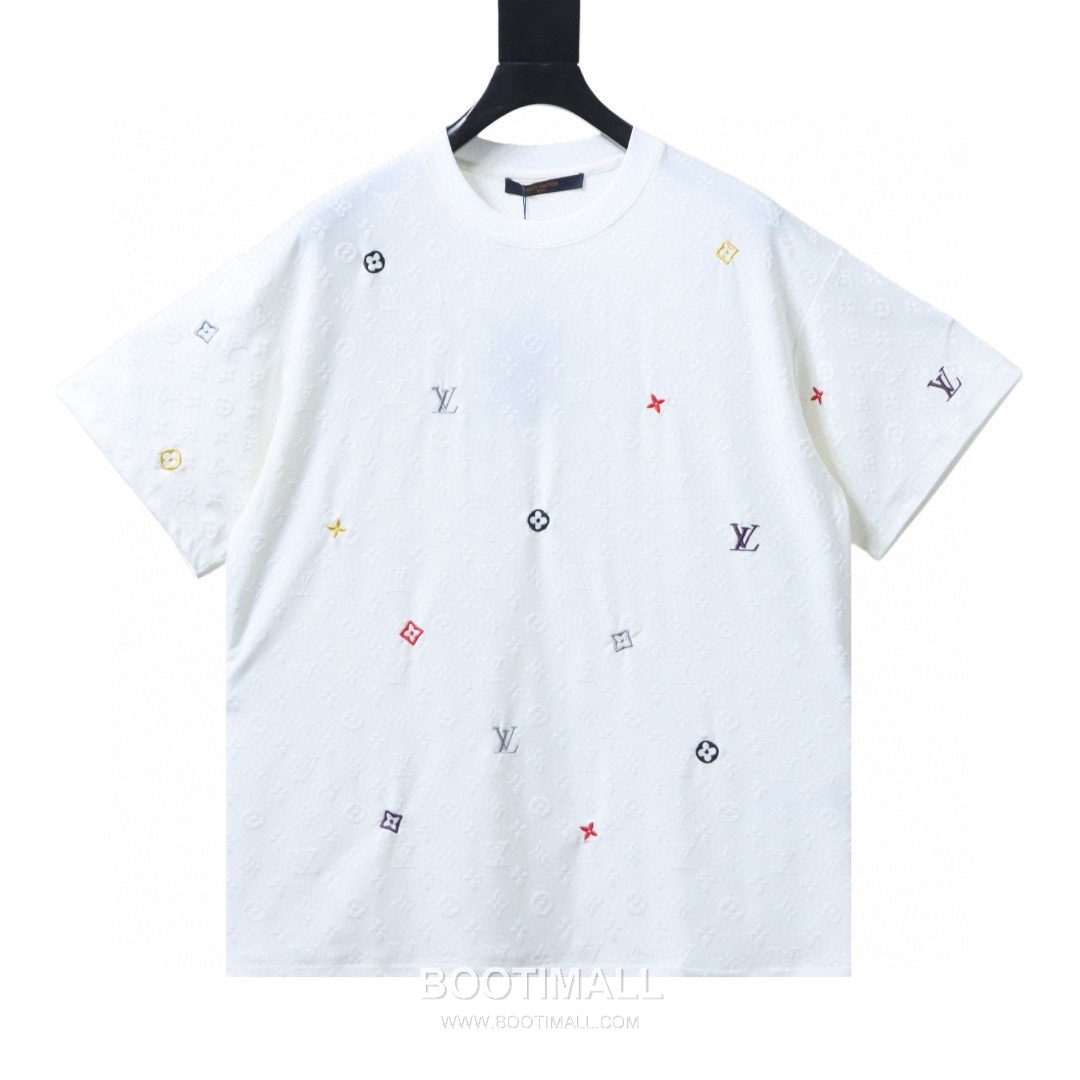 Louis Vuitton Monogram Allover Embroidered Logo Heavy Cotton Oversized Short Sleeve T-Shirt 루이비통 모노그램 올오버 자수 로고 헤비 코튼 오버핏 반팔 티셔츠 5