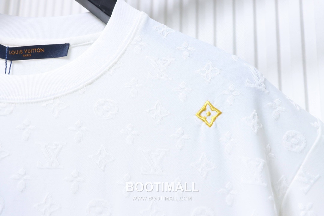 Louis Vuitton Monogram Allover Embroidered Logo Heavy Cotton Oversized Short Sleeve T-Shirt 루이비통 모노그램 올오버 자수 로고 헤비 코튼 오버핏 반팔 티셔츠 11