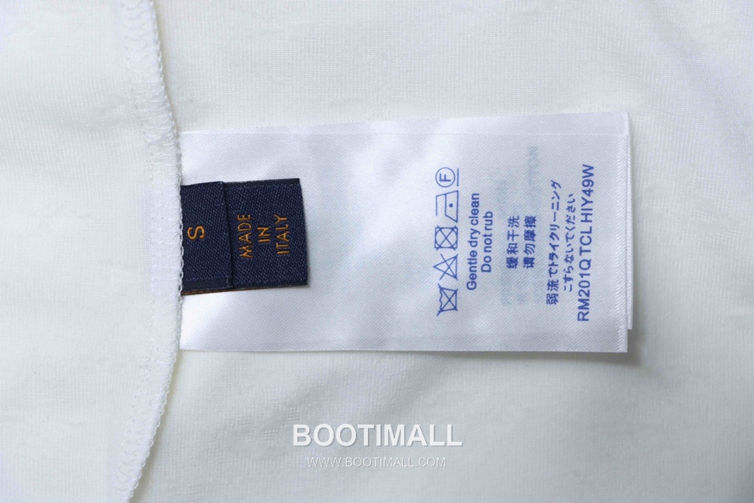 Louis Vuitton Monogram Allover Embroidered Logo Heavy Cotton Oversized Short Sleeve T-Shirt 루이비통 모노그램 올오버 자수 로고 헤비 코튼 오버핏 반팔 티셔츠 16