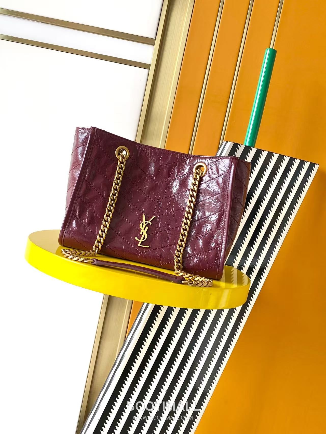 Saint Laurent Niki Small Shopping Bag Crinkled Oiled Leather 872680 생로랑 니키 스몰 쇼핑백 크링클 오일드 레더 25cm 1