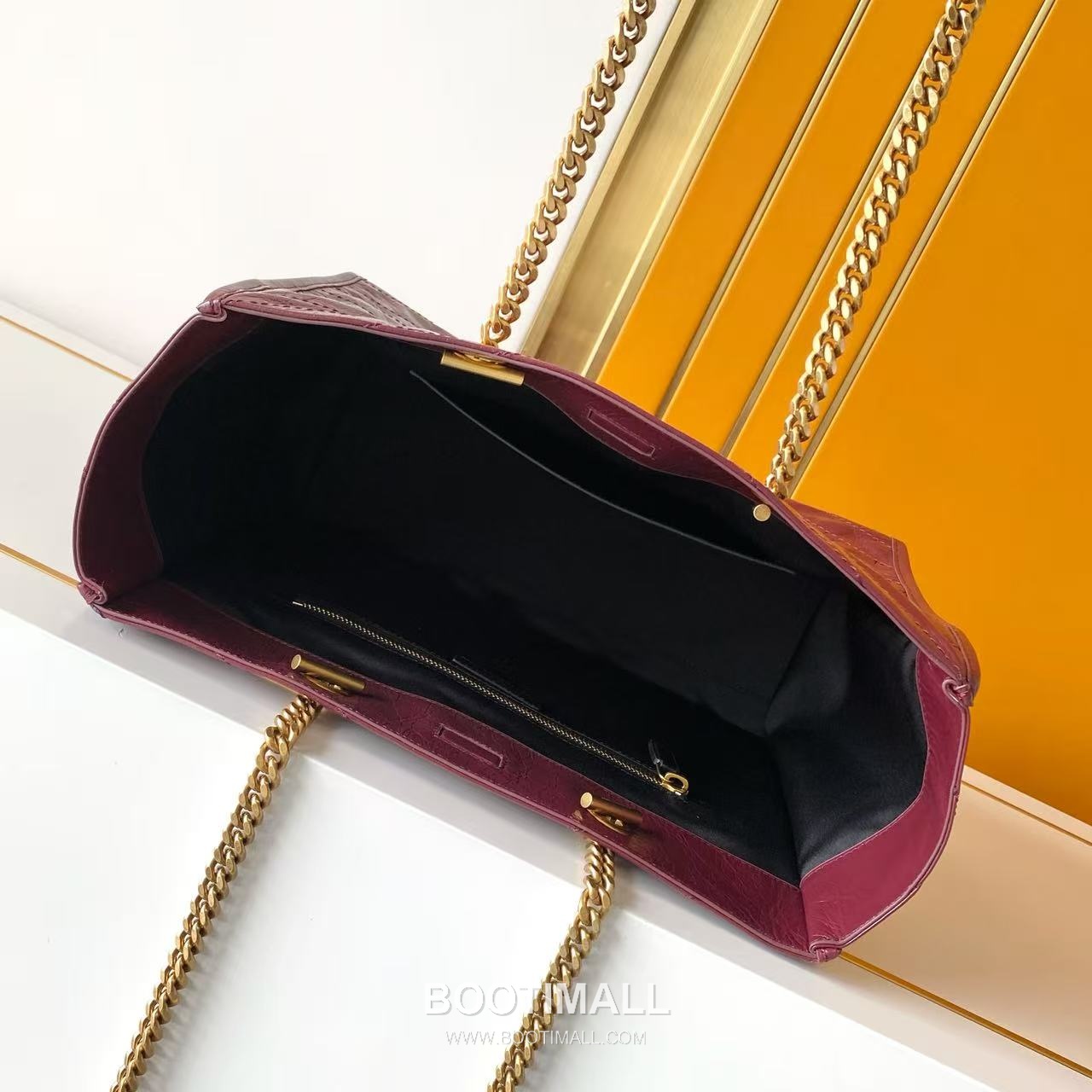 Saint Laurent Niki Large Shopping Bag Crinkled Oiled Leather 871151 생로랑 니키 라지 쇼핑백 크링클 오일드 레더 33cm 8