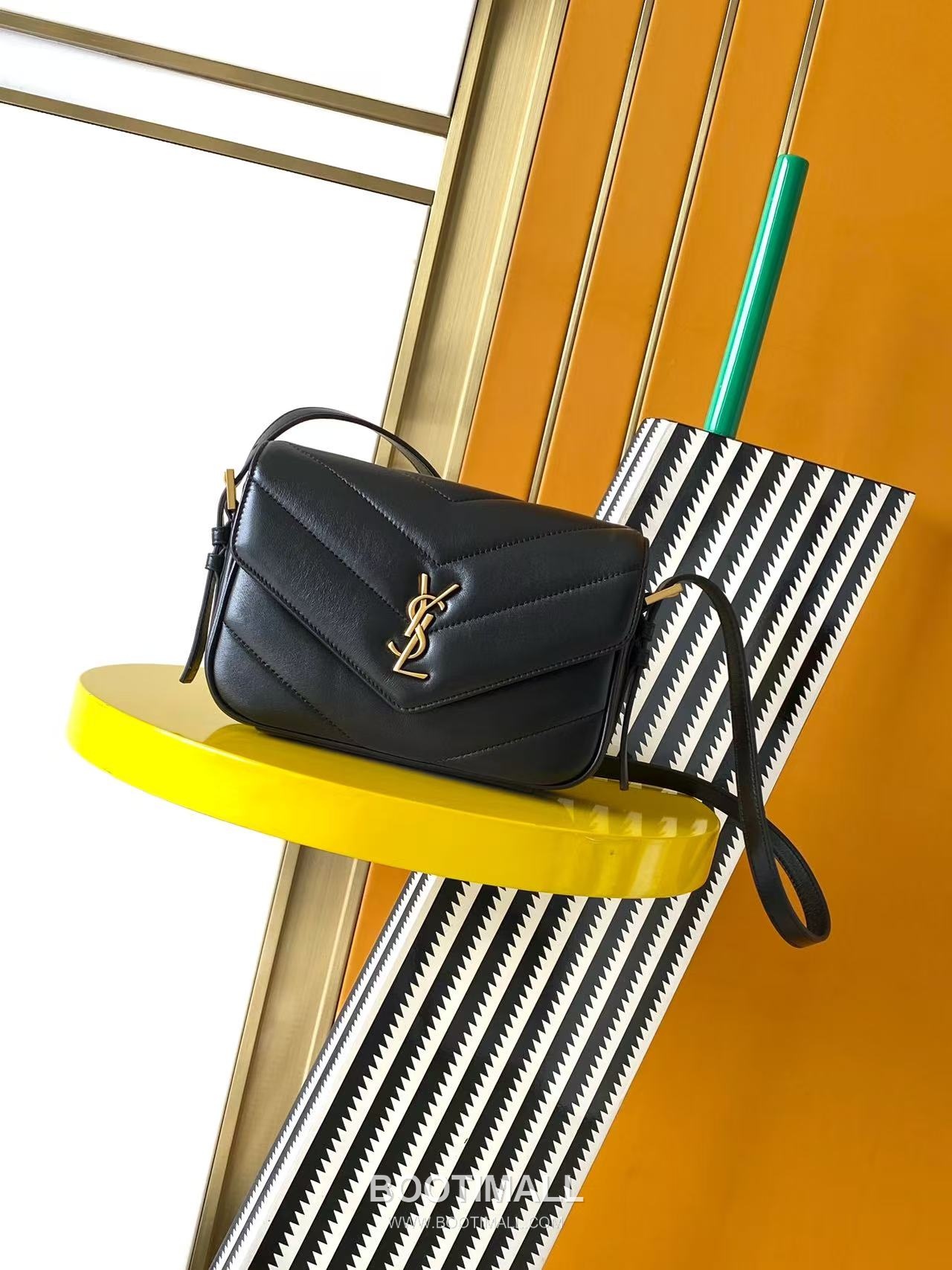 Saint Laurent LouLou Small Bag Quilted Lambskin Leather 873156 생로랑 루루 스몰 숄더백 퀼팅 램스킨 가죽 20cm 1