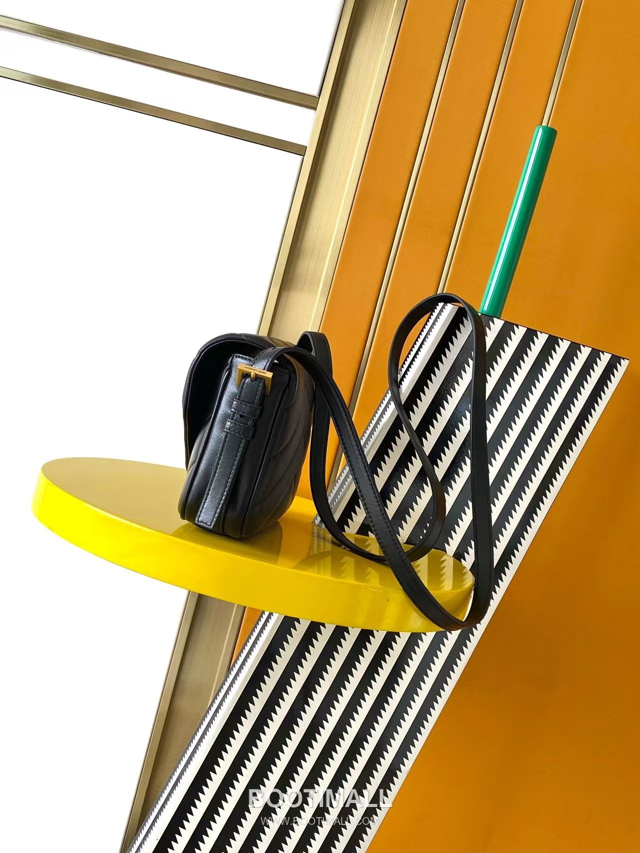 Saint Laurent LouLou Small Bag Quilted Lambskin Leather 873156 생로랑 루루 스몰 숄더백 퀼팅 램스킨 가죽 20cm 2