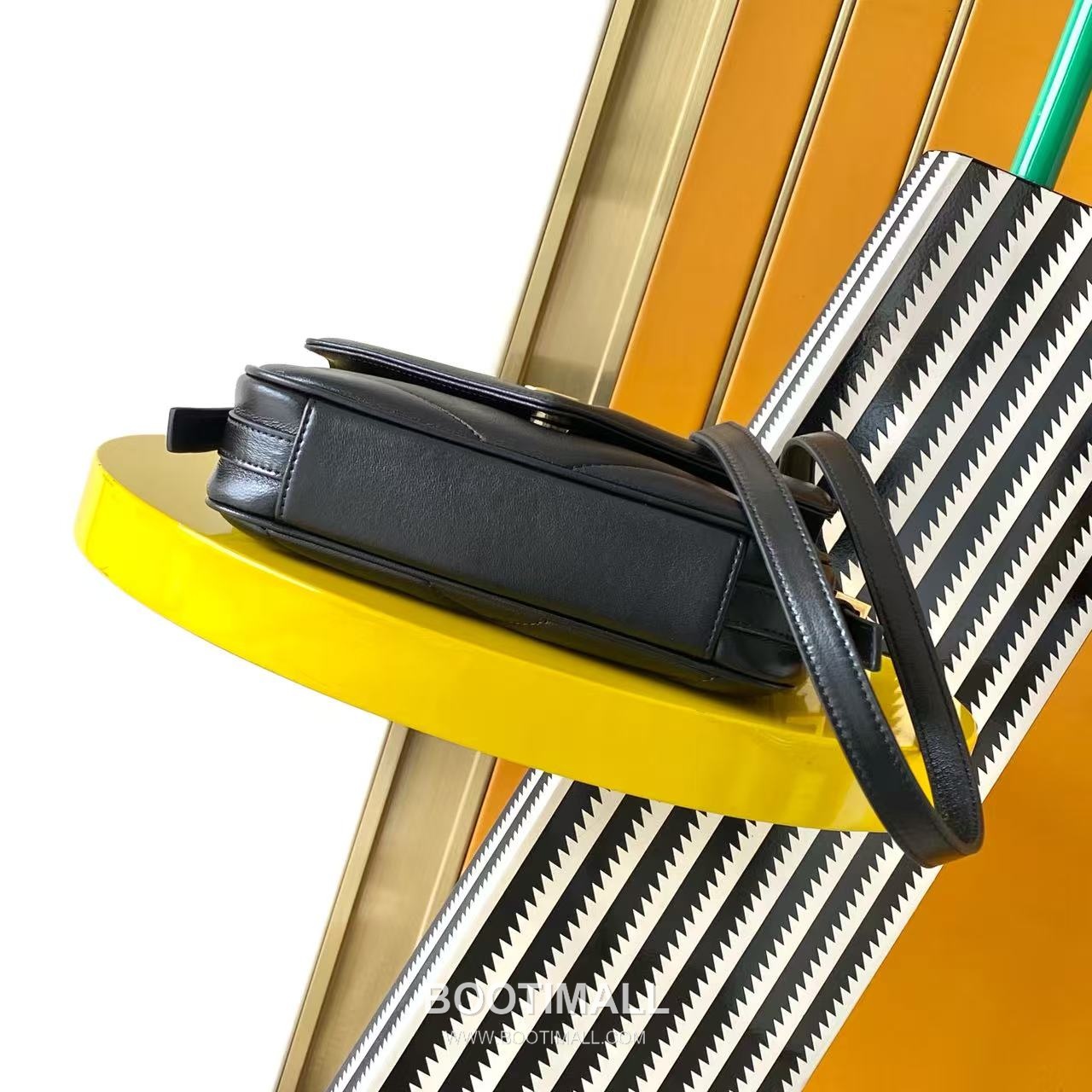 Saint Laurent LouLou Small Bag Quilted Lambskin Leather 873156 생로랑 루루 스몰 숄더백 퀼팅 램스킨 가죽 20cm 4