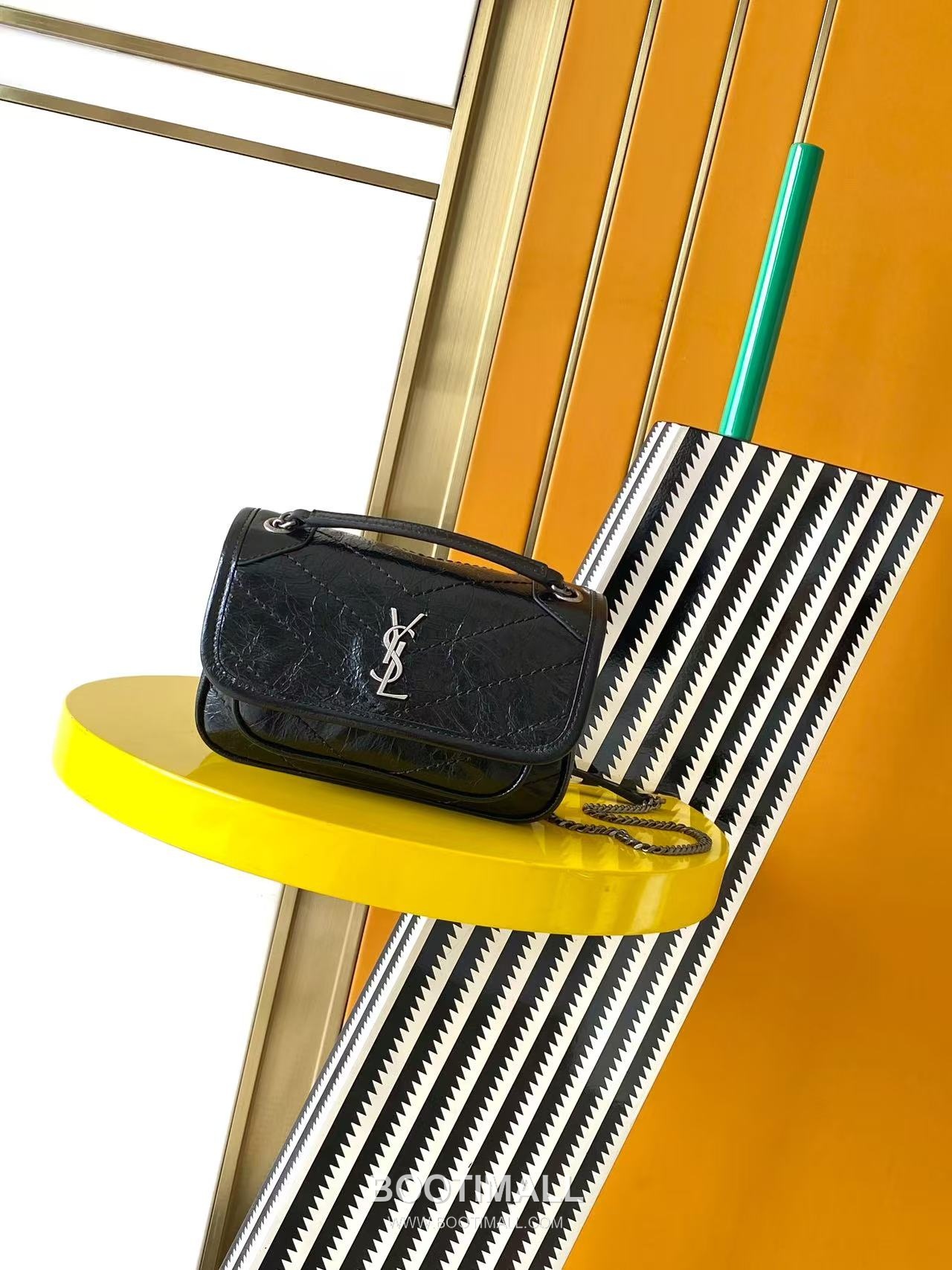 Saint Laurent Niki Small Chain Bag Crinkled Oiled Leather 846087 생로랑 니키 스몰 체인백 크링클 오일드 레더 18cm 1