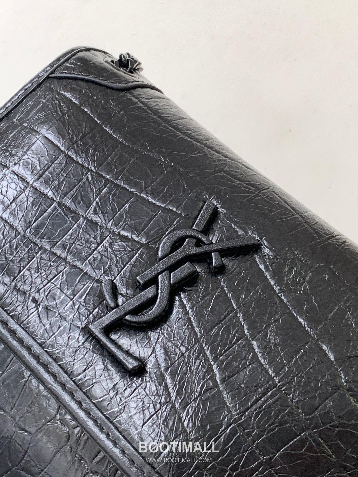 Saint Laurent Niki Baby 22 Bag Croc-Embossed Calfskin Leather 533037 루이비통 니키 베이비 22 크로크 엠보싱 카프스킨 가죽 22cm 5