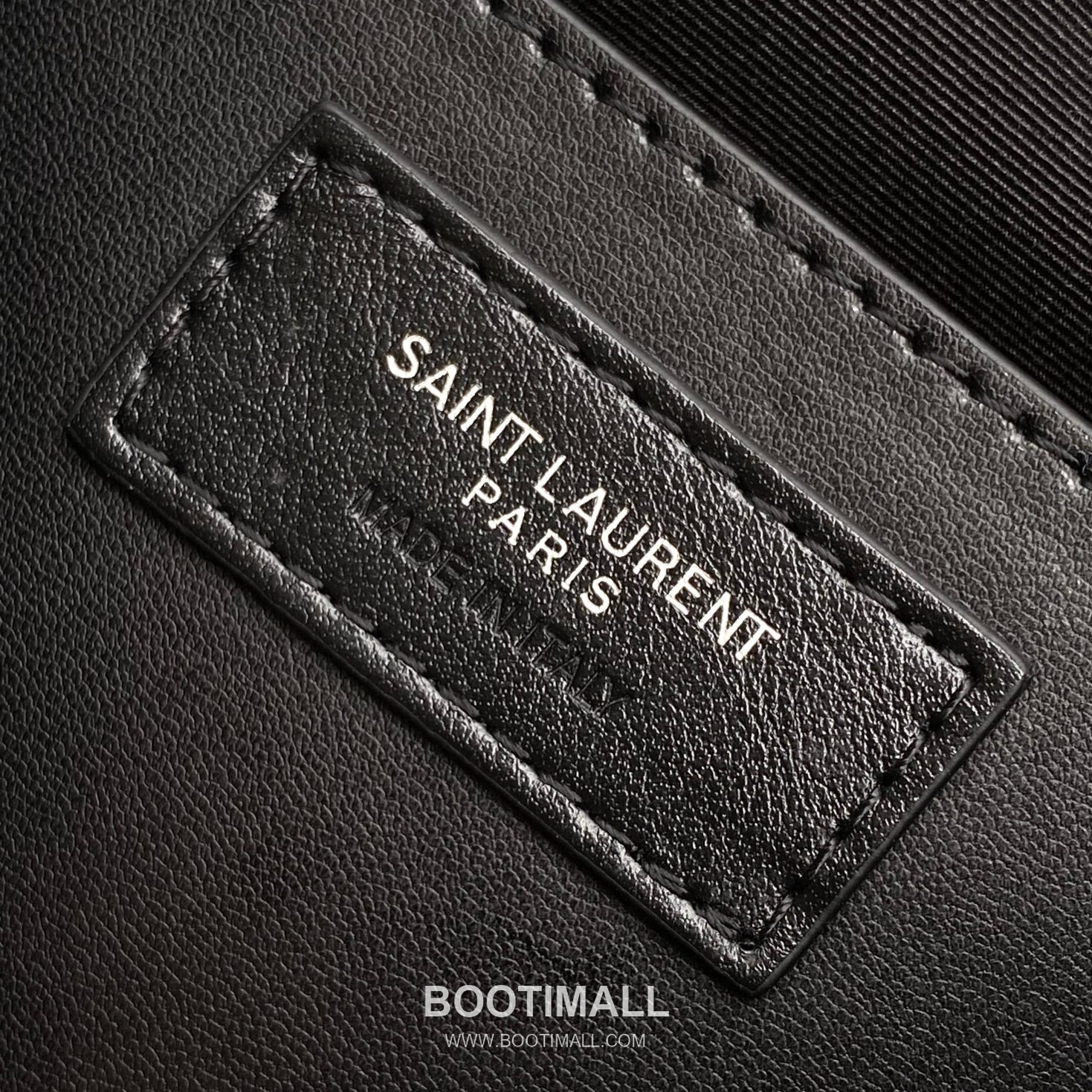 Saint Laurent Niki Small Messenger Bag Grained Lambskin Leather 776611 생로랑 니키 스몰 메신저백 그레인 램스킨 가죽 21cm 9