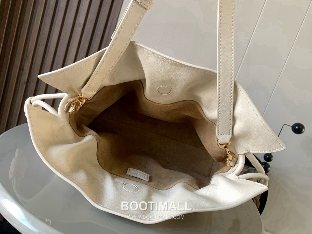 Loewe Flamenco Knot Clutch Bag Nappa Calfskin 9043 로에베 플라멩코 노트 클러치백 나파 카프스킨 30cm 8