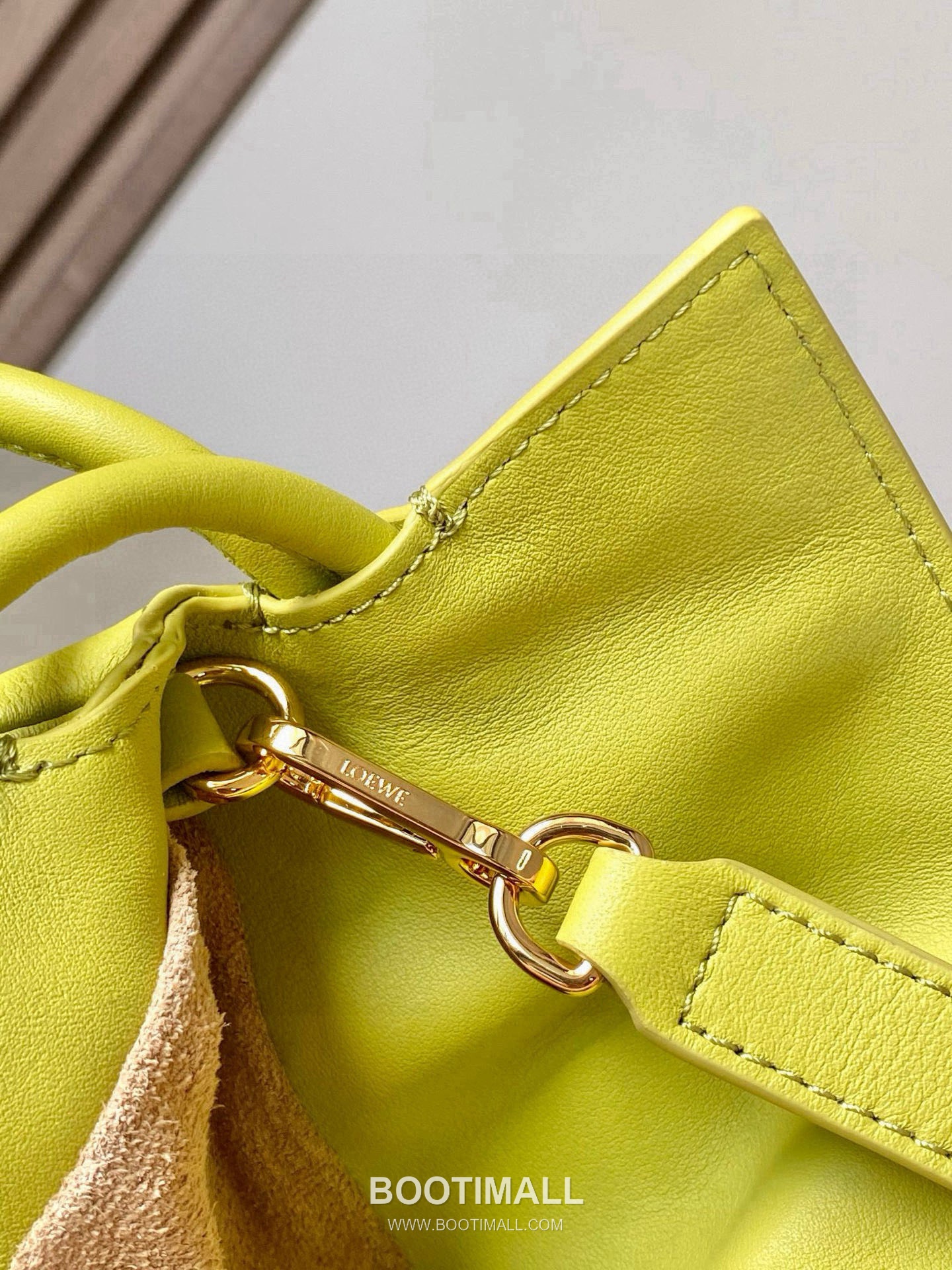 Loewe Flamenco Knot Clutch Bag Nappa Calfskin 9043 로에베 플라멩코 노트 클러치백 나파 카프스킨 30cm 7