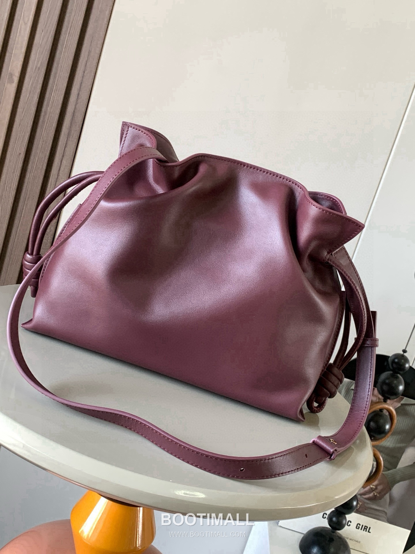 Loewe Flamenco Knot Clutch Bag Nappa Calfskin 9043 로에베 플라멩코 노트 클러치백 나파 카프스킨 30cm 4