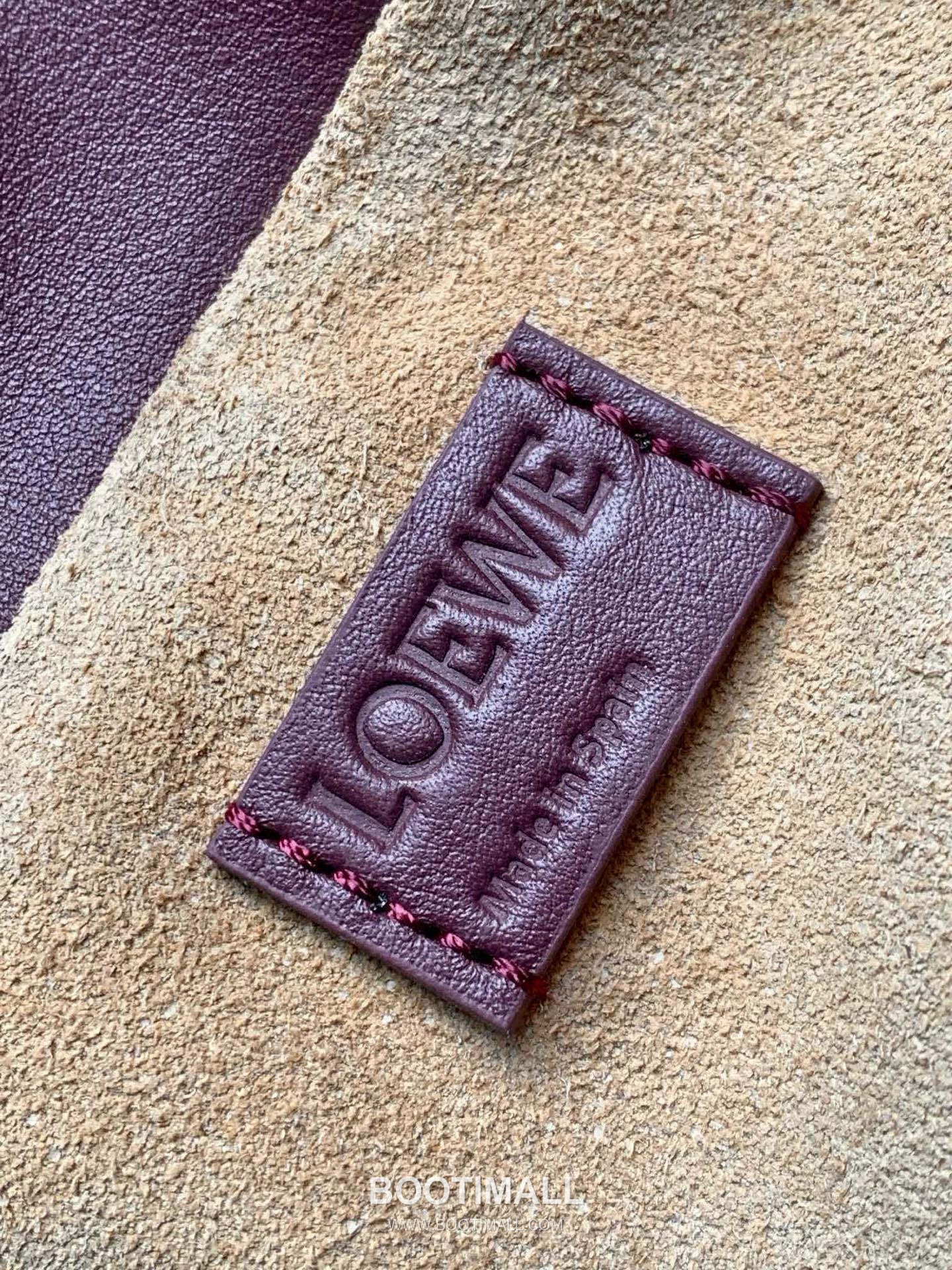 Loewe Flamenco Knot Clutch Bag Nappa Calfskin 9043 로에베 플라멩코 노트 클러치백 나파 카프스킨 30cm 9