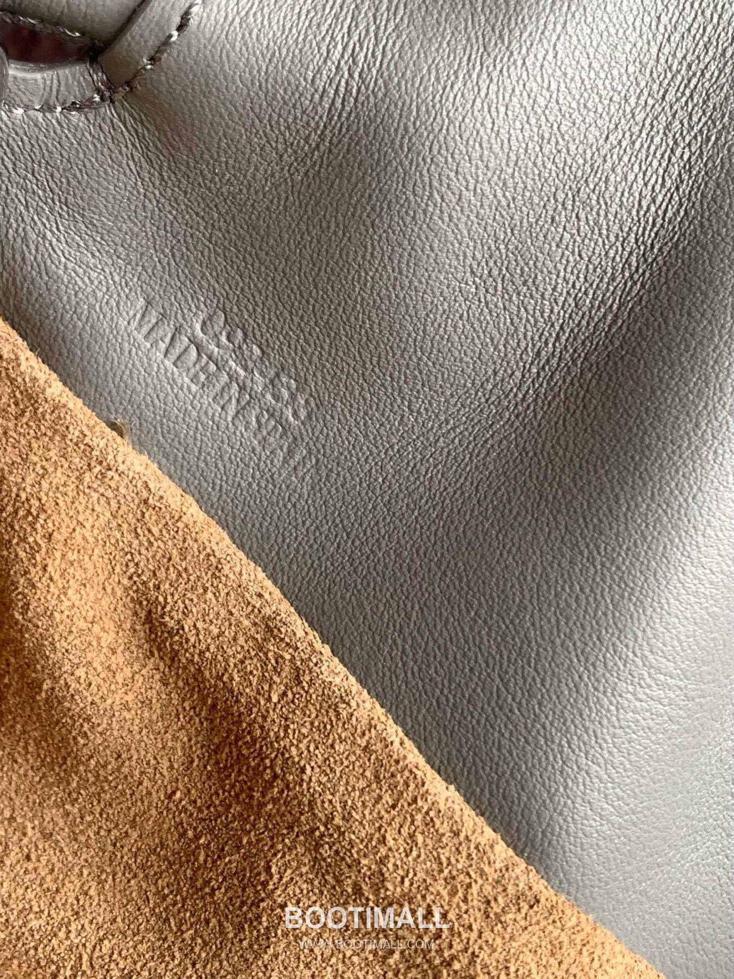 Loewe Flamenco Knot Clutch Bag Nappa Calfskin 9043 로에베 플라멩코 노트 클러치백 나파 카프스킨 30cm 8