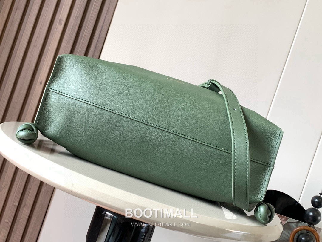 Loewe Flamenco Knot Clutch Bag Nappa Calfskin 9043 로에베 플라멩코 노트 클러치백 나파 카프스킨 30cm 3