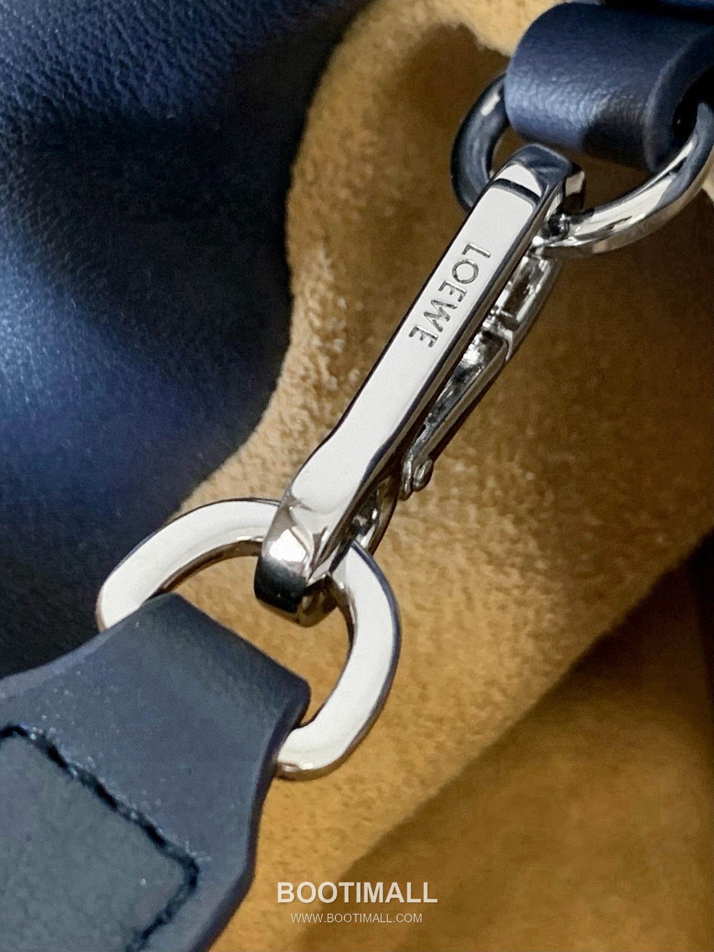 Loewe Flamenco Knot Clutch Bag Nappa Calfskin 9043 로에베 플라멩코 노트 클러치백 나파 카프스킨 30cm 6