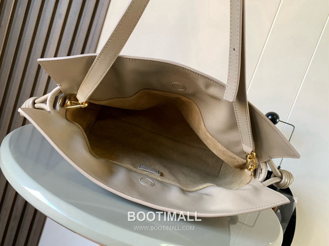 Loewe Flamenco Knot Clutch Bag Nappa Calfskin 9043 로에베 플라멩코 노트 클러치백 나파 카프스킨 30cm 8