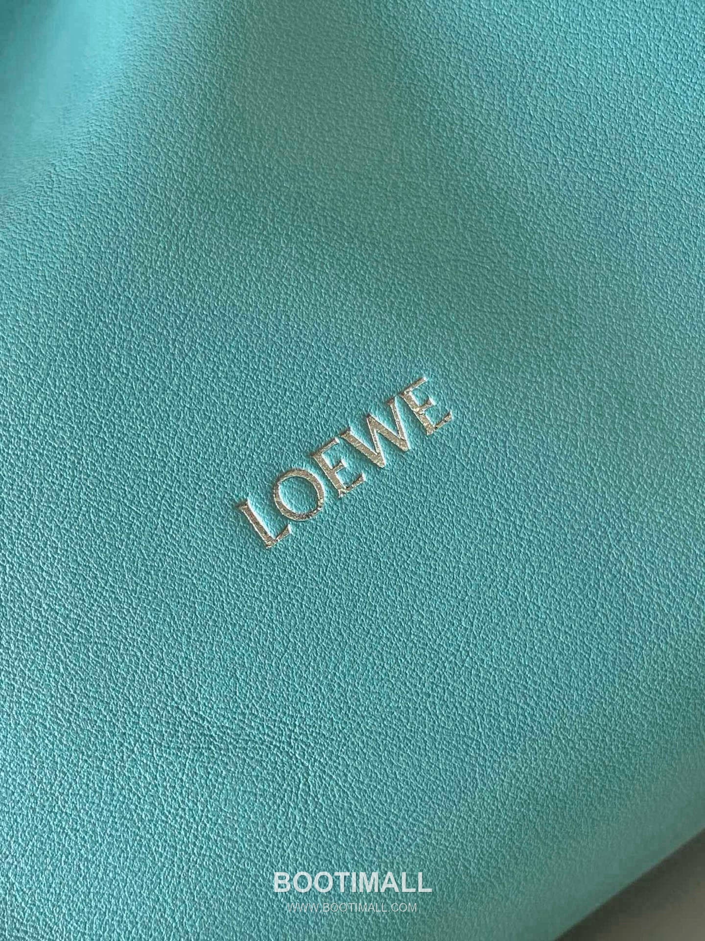 Loewe Flamenco Knot Clutch Bag Nappa Calfskin 9043 로에베 플라멩코 노트 클러치백 나파 카프스킨 30cm 5