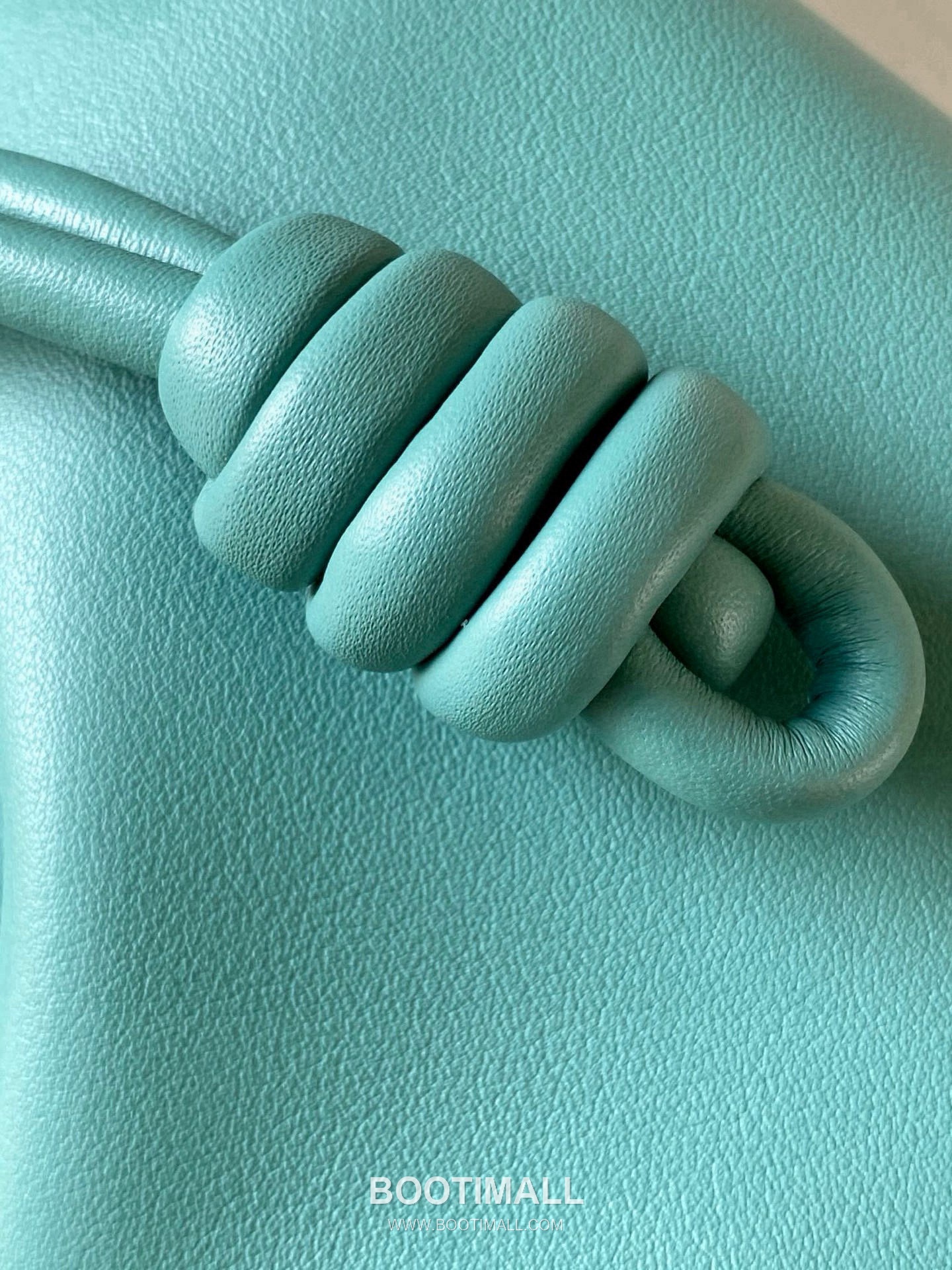 Loewe Flamenco Knot Clutch Bag Nappa Calfskin 9043 로에베 플라멩코 노트 클러치백 나파 카프스킨 30cm 6