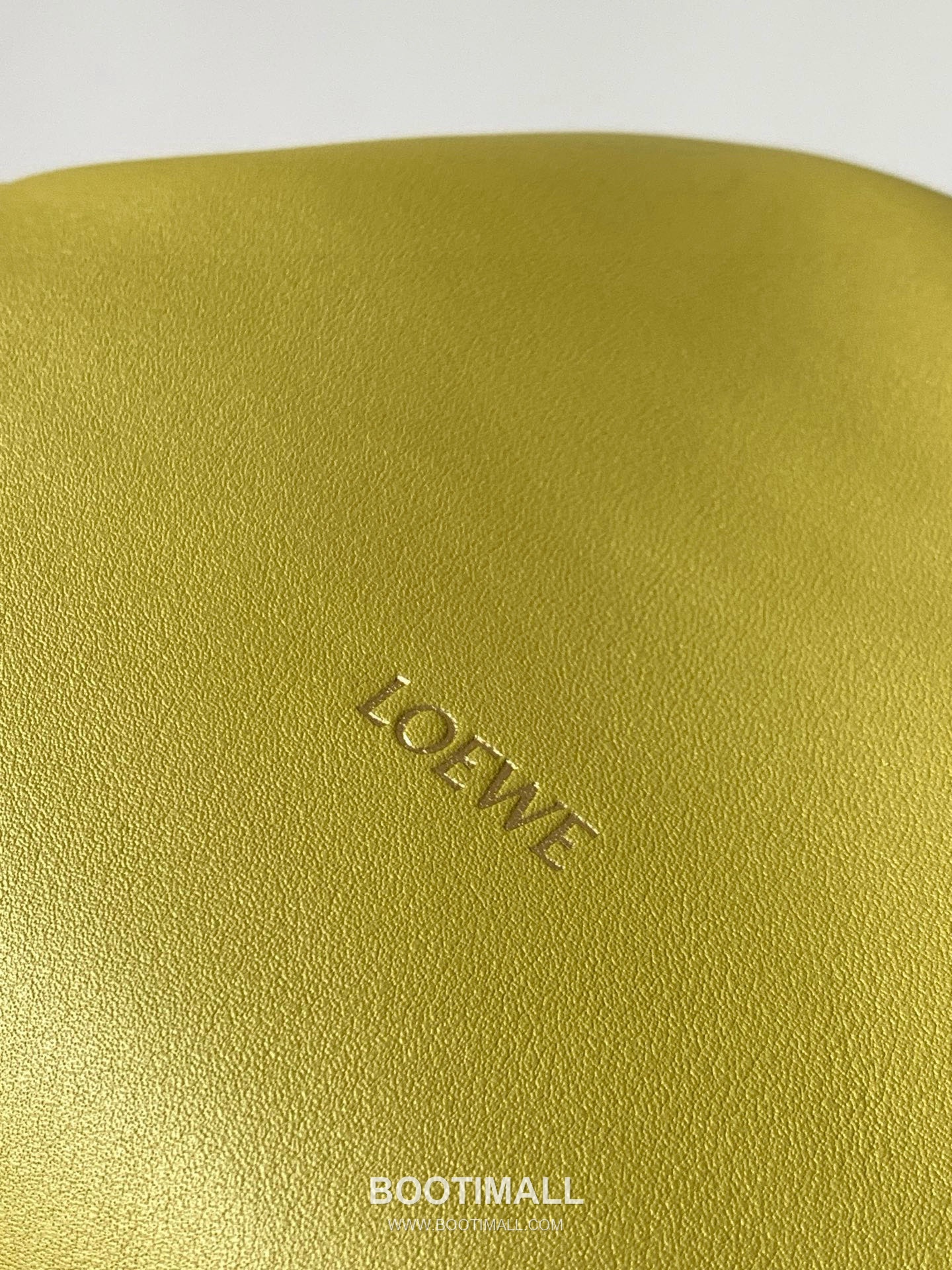 Loewe Flamenco Knot Clutch Bag Nappa Calfskin 9043 로에베 플라멩코 노트 클러치백 나파 카프스킨 30cm 5