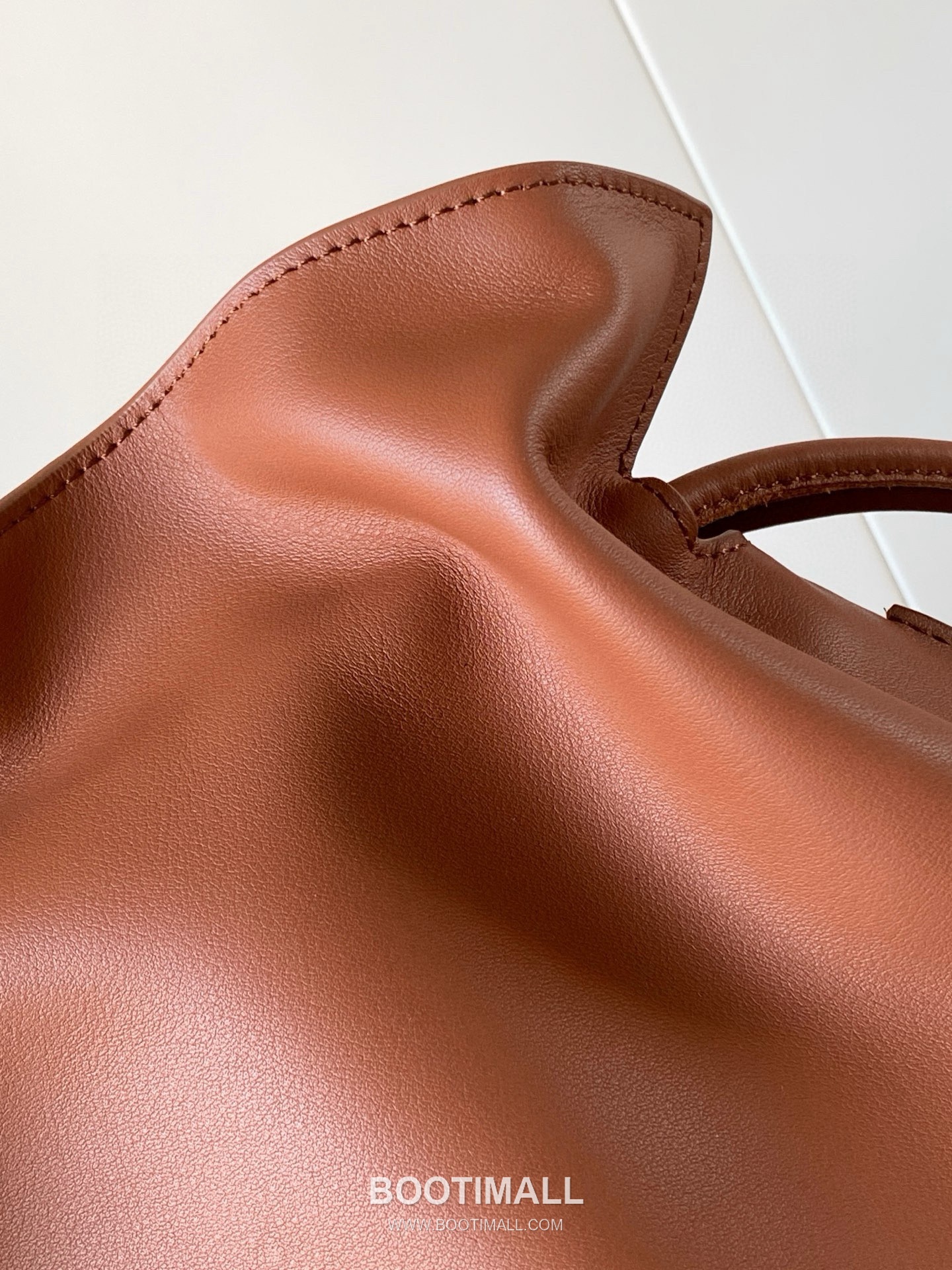 Loewe Flamenco Knot Clutch Bag Nappa Calfskin 9043 로에베 플라멩코 노트 클러치백 나파 카프스킨 30cm 6