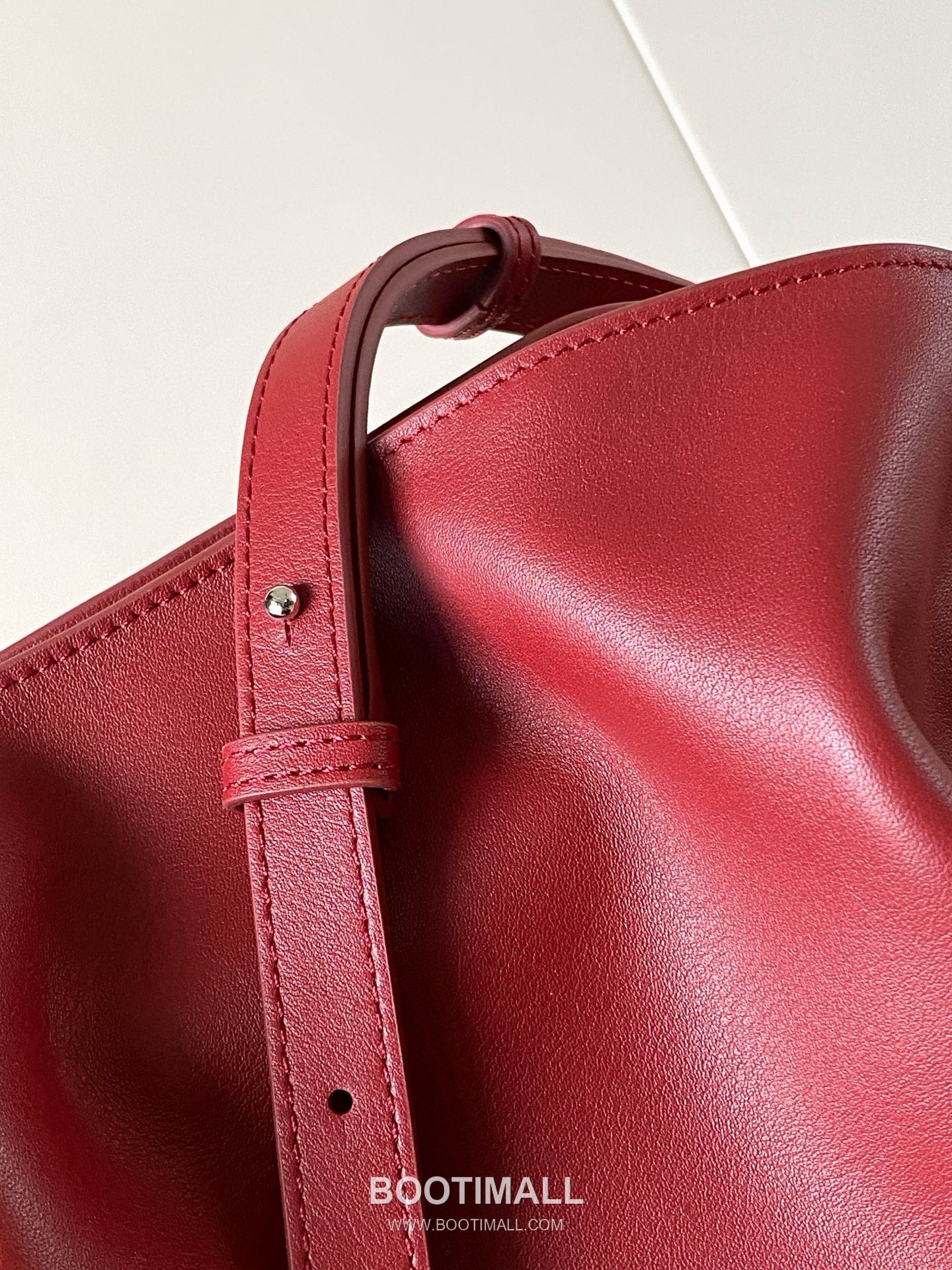 Loewe Flamenco Knot Clutch Bag Nappa Calfskin 9043 로에베 플라멩코 노트 클러치백 나파 카프스킨 30cm 6