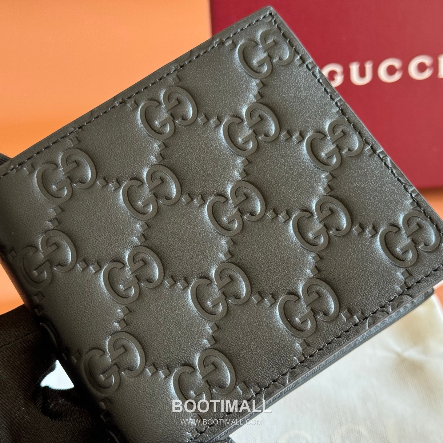 Gucci GG Emblem Wallet Embossed Calfskin Leather 850175 구찌 GG 엠블럼 반지갑 엠보싱 카프스킨 가죽 11cm 5