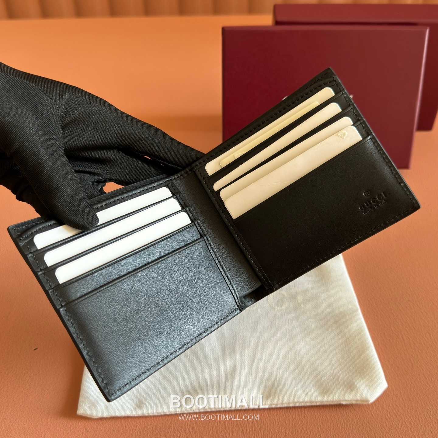 Gucci GG Emblem Wallet Embossed Calfskin Leather 850175 구찌 GG 엠블럼 반지갑 엠보싱 카프스킨 가죽 11cm 6