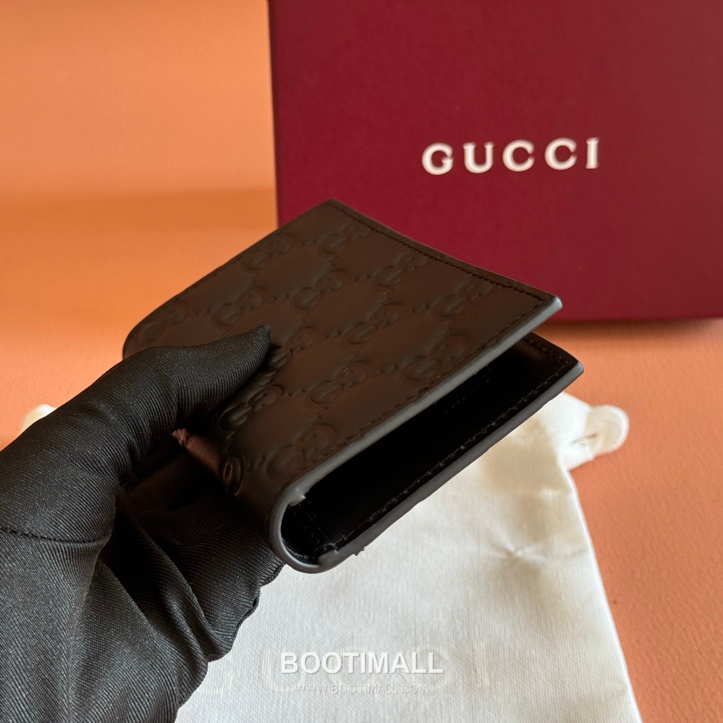 Gucci GG Emblem Card Holder Embossed Calfskin Leather 850183 구찌 GG 엠블럼 카드지갑 엠보싱 카프스킨 가죽 12cm 3