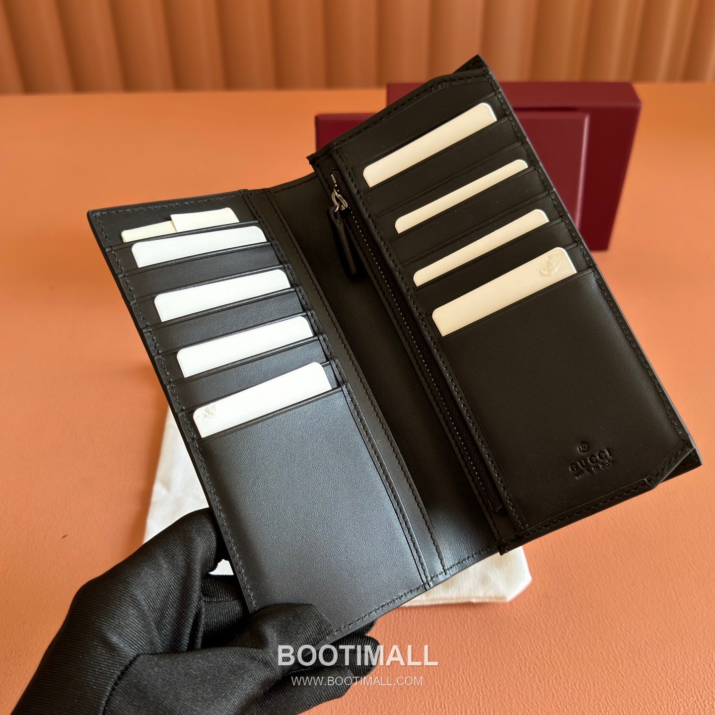 Gucci GG Emblem Long Wallet Embossed Calfskin Leather 850178 구찌 GG 엠블럼 장지갑 엠보싱 카프스킨 가죽 19cm 4