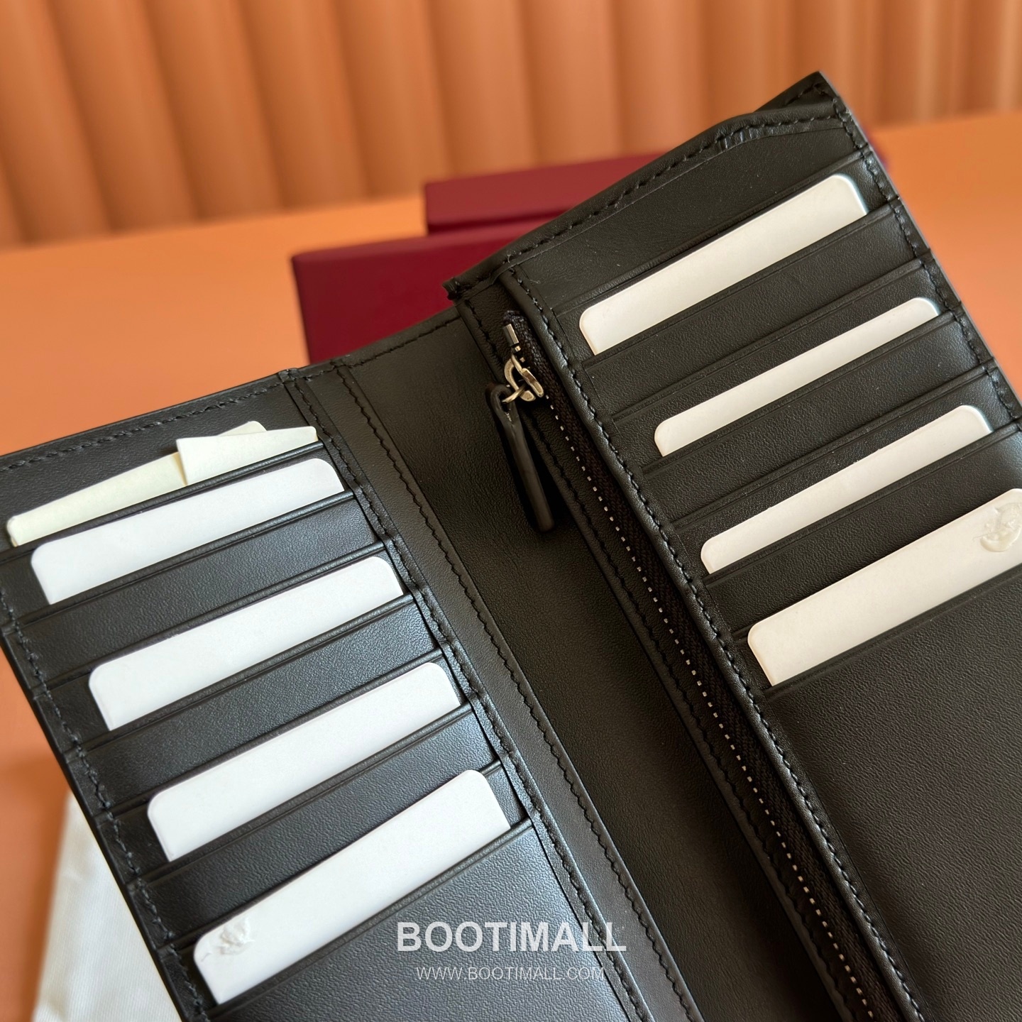 Gucci GG Emblem Long Wallet Embossed Calfskin Leather 850178 구찌 GG 엠블럼 장지갑 엠보싱 카프스킨 가죽 19cm 5