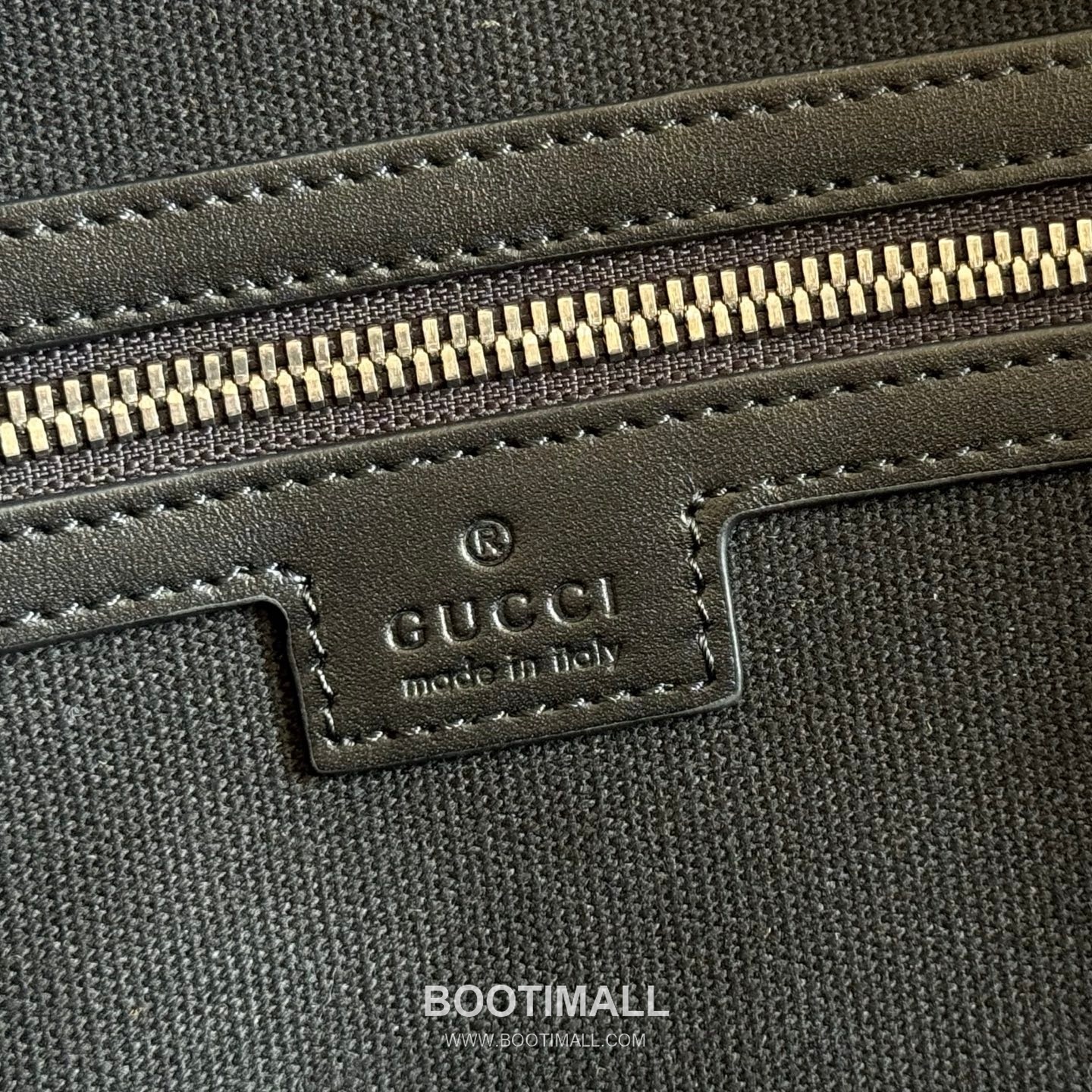 Gucci GG Emblem Travel Bag Embossed Smooth Calfskin Leather 850220 구찌 GG 엠블럼 트래블백 엠보싱 스무스 카프스킨 가죽 45cm 8