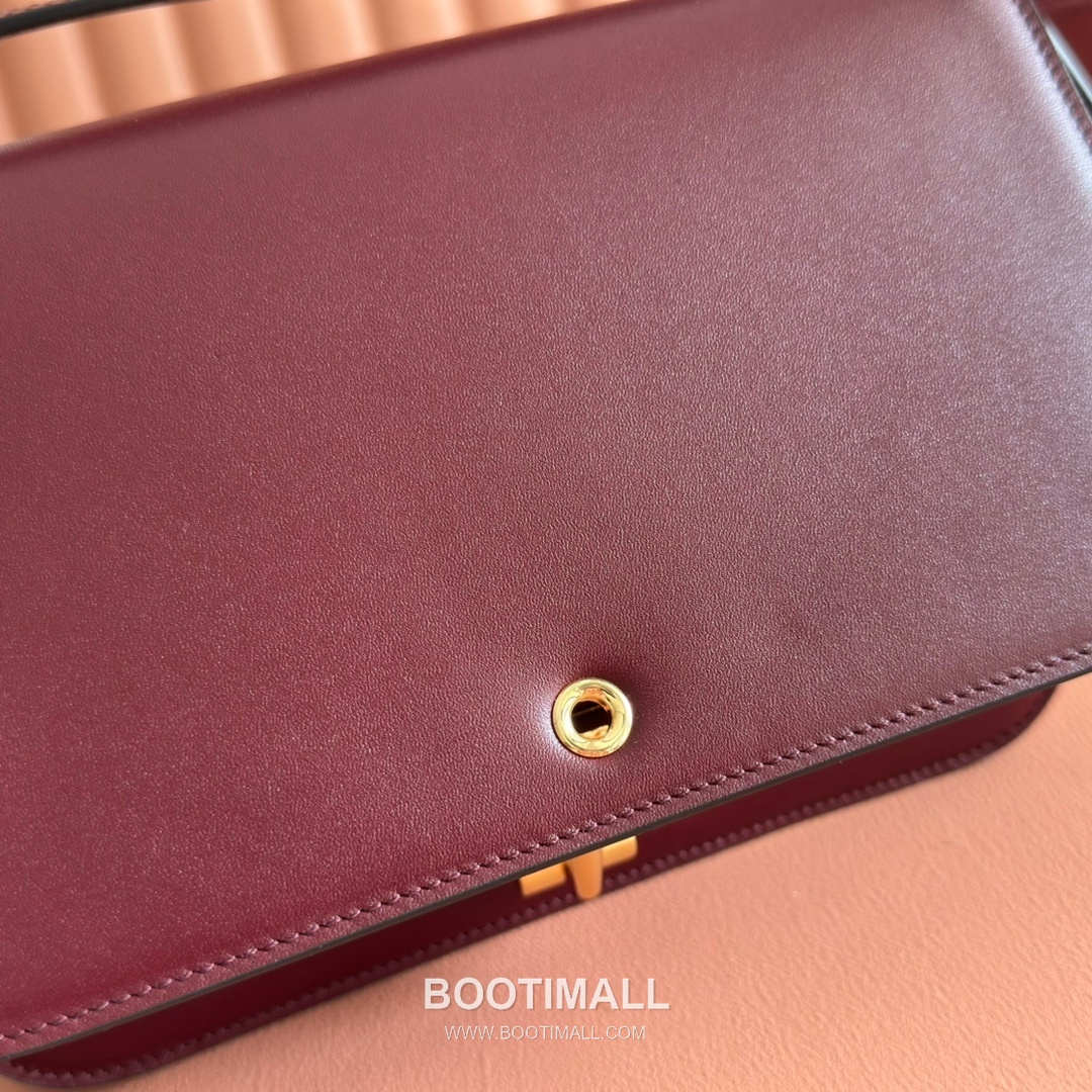 Gucci Siena Small Horsebit 846705 Smooth Leather Black Shoulder Bag 구찌 시에나 스몰 홀스빗 846705 스무스 레더 블랙 숄더백 22.5cm 16