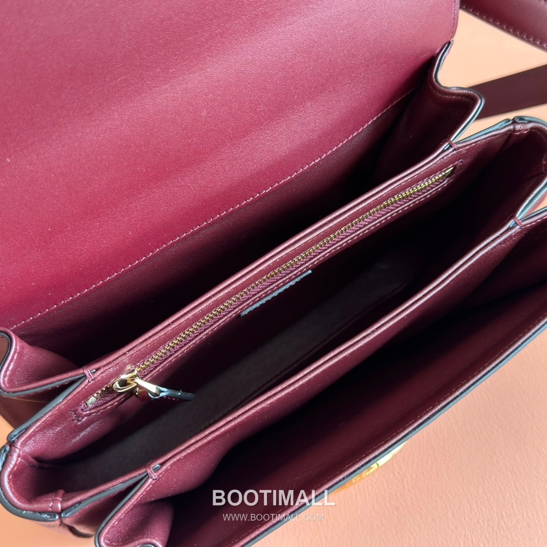 Gucci Siena Small Horsebit 846705 Smooth Leather Black Shoulder Bag 구찌 시에나 스몰 홀스빗 846705 스무스 레더 블랙 숄더백 22.5cm 18