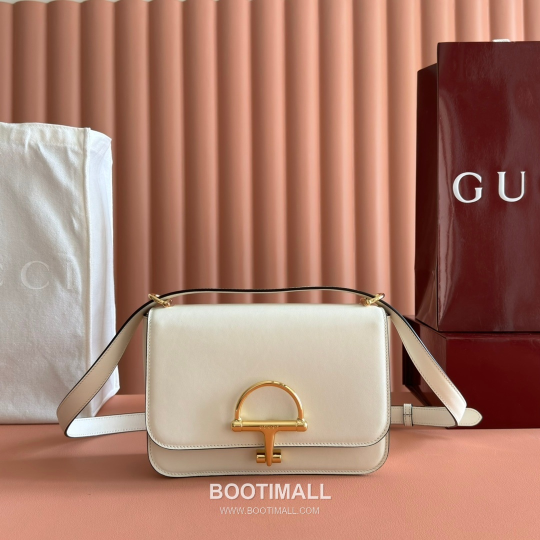 Gucci Siena Small Shoulder Bag Smooth Leather Horsebit Detail 846705 구찌 시에나 스몰 숄더백 스무스 가죽 홀스빗 디테일 22.5cm 1