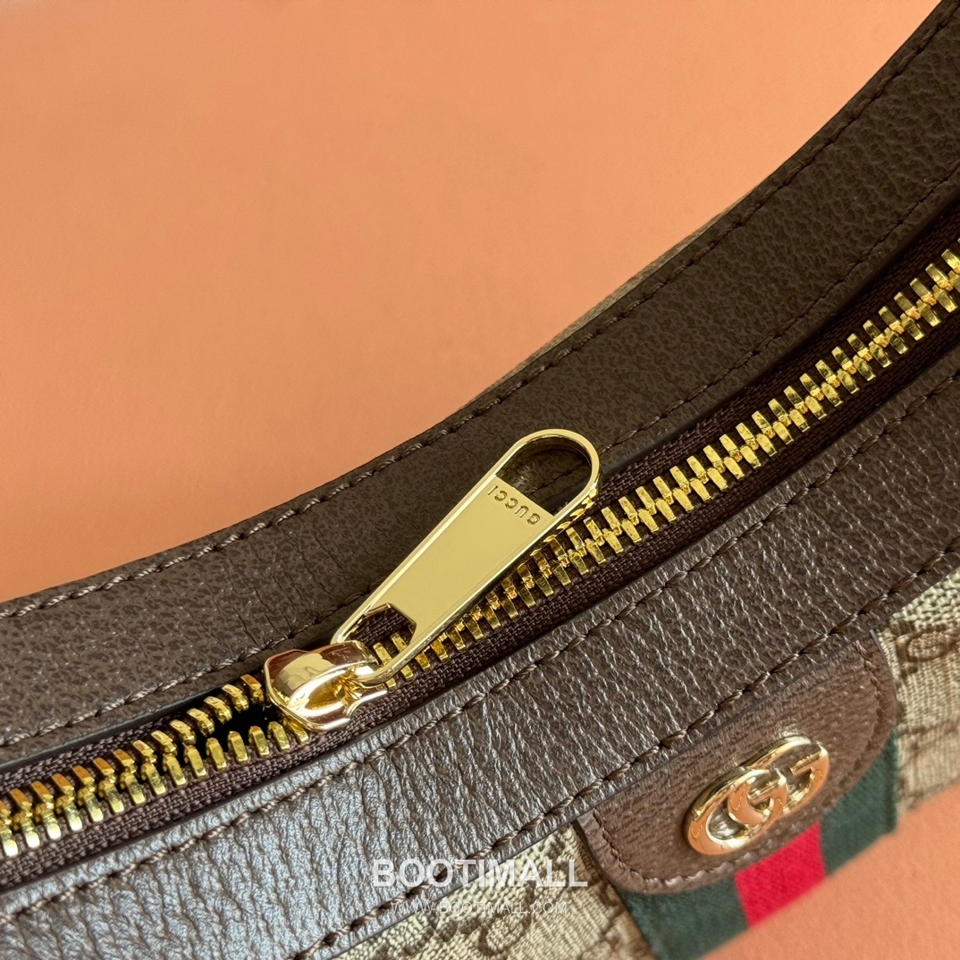Gucci Ophidia Crescent Shoulder Bag GG Supreme Canvas Leather Trim 838463 구찌 오피디아 크레센트 숄더백 GG 수프림 캔버스 가죽 트리밍 20cm 8