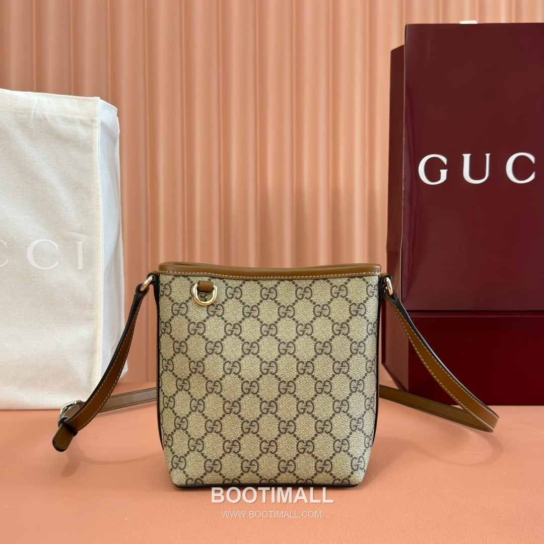 Gucci GG Emblem Mini Bucket Bag GG Supreme Canvas Leather Trim 847090 구찌 GG 엠블럼 미니 버킷백 GG 수프림 캔버스 가죽 트리밍 18cm 1
