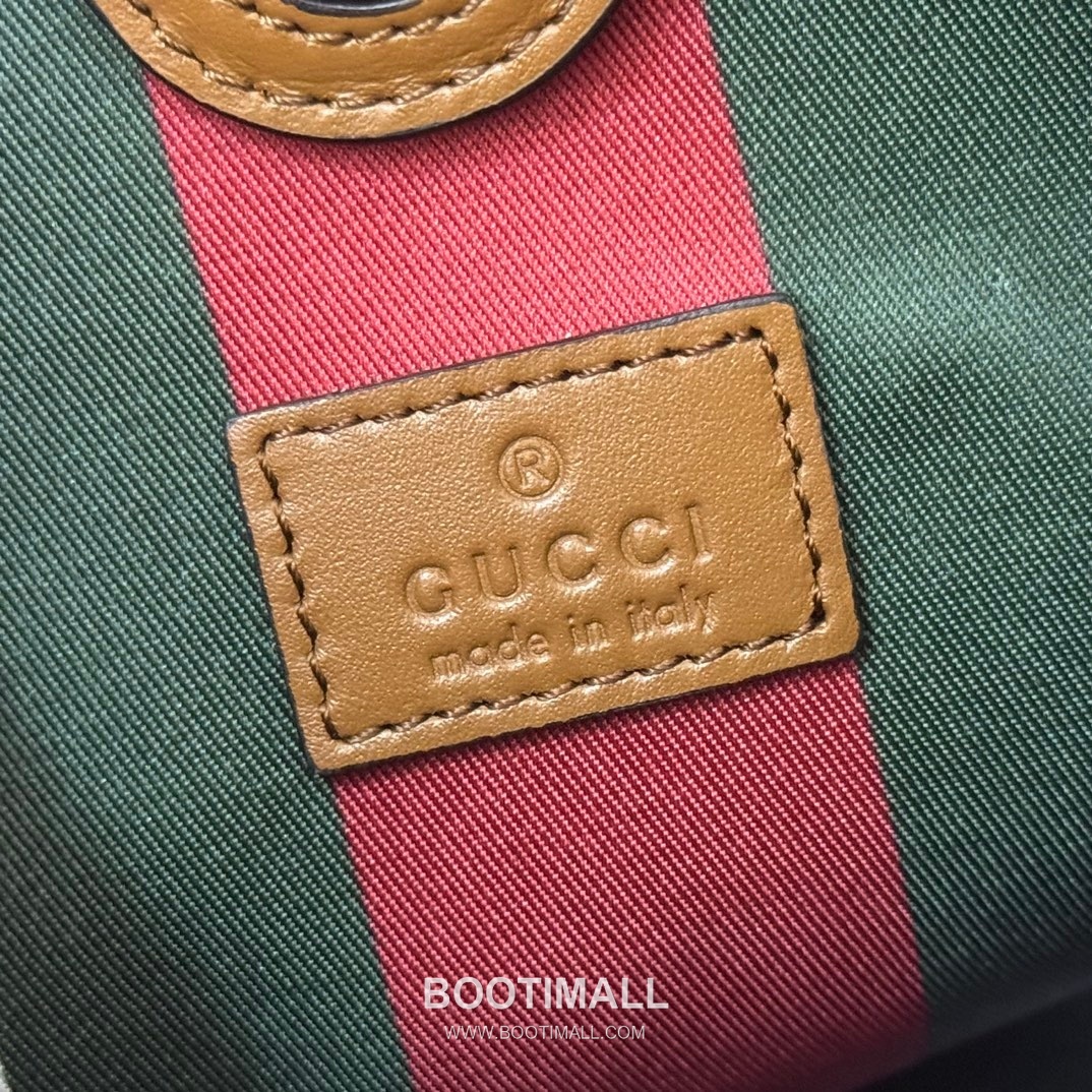 Gucci GG Emblem Mini Bucket Bag GG Supreme Canvas Leather Trim 847090 구찌 GG 엠블럼 미니 버킷백 GG 수프림 캔버스 가죽 트리밍 18cm 8