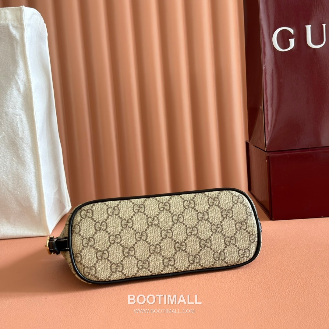 Gucci GG Emblem Small Shoulder Bag GG Supreme Canvas Leather Trim 847281 구찌 GG 엠블럼 스몰 숄더백 GG 수프림 캔버스 가죽 트리밍 27cm 4