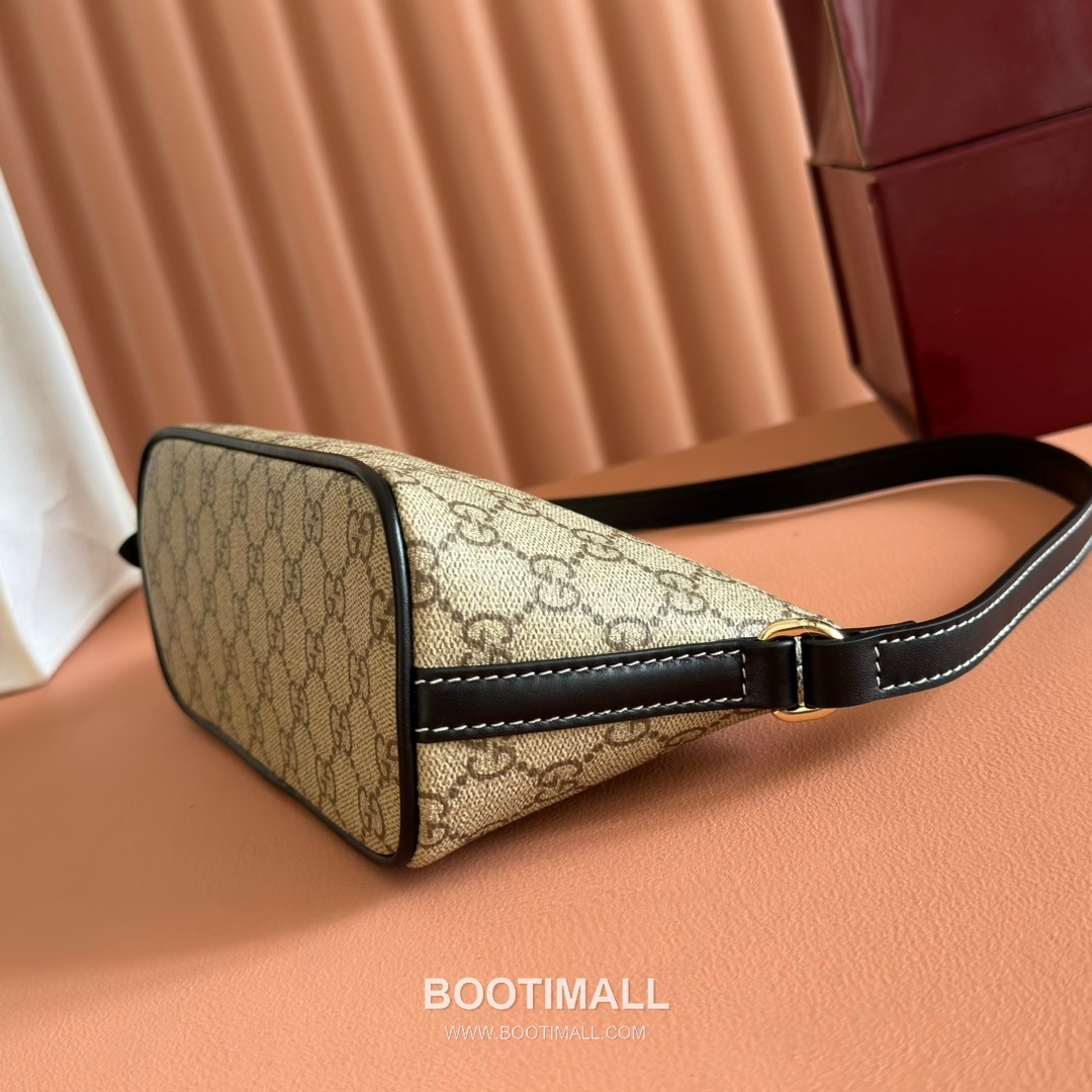 Gucci GG Emblem Small Shoulder Bag GG Supreme Canvas Leather Trim 847281 구찌 GG 엠블럼 스몰 숄더백 GG 수프림 캔버스 가죽 트리밍 27cm 7