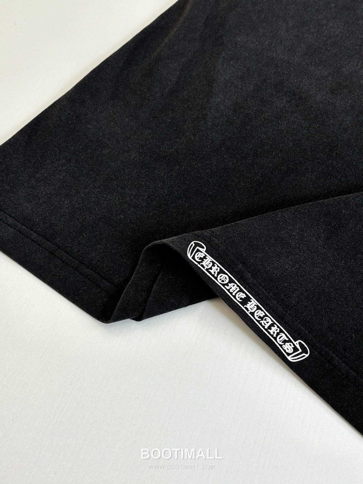 Chrome Hearts Vintage Cross Horseshoe Vine Sword Washed Long Sleeve T-Shirt 크롬하츠 빈티지 크로스 말발굽 바인 소드 워싱 긴팔 티셔츠 8