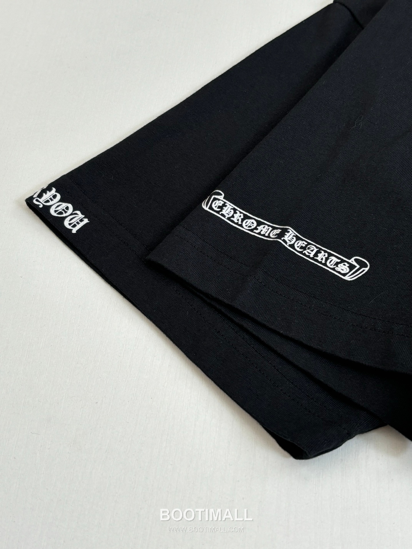 Chrome Hearts Vintage Cross Horseshoe Vine Sword Washed Short Sleeve T-Shirt 크롬하츠 빈티지 크로스 말발굽 바인 소드 워싱 반팔 티셔츠 9