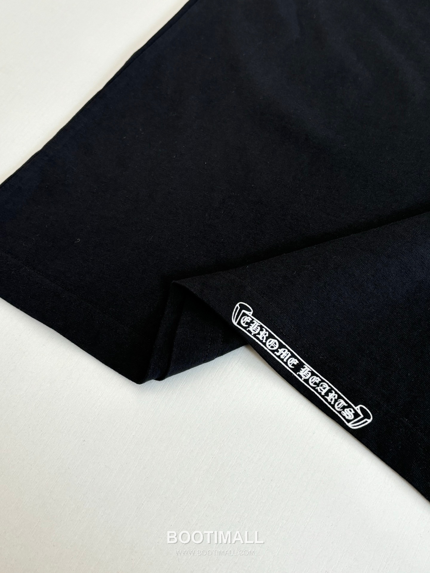 Chrome Hearts Vintage Cross Horseshoe Vine Sword Washed Short Sleeve T-Shirt 크롬하츠 빈티지 크로스 말발굽 바인 소드 워싱 반팔 티셔츠 10