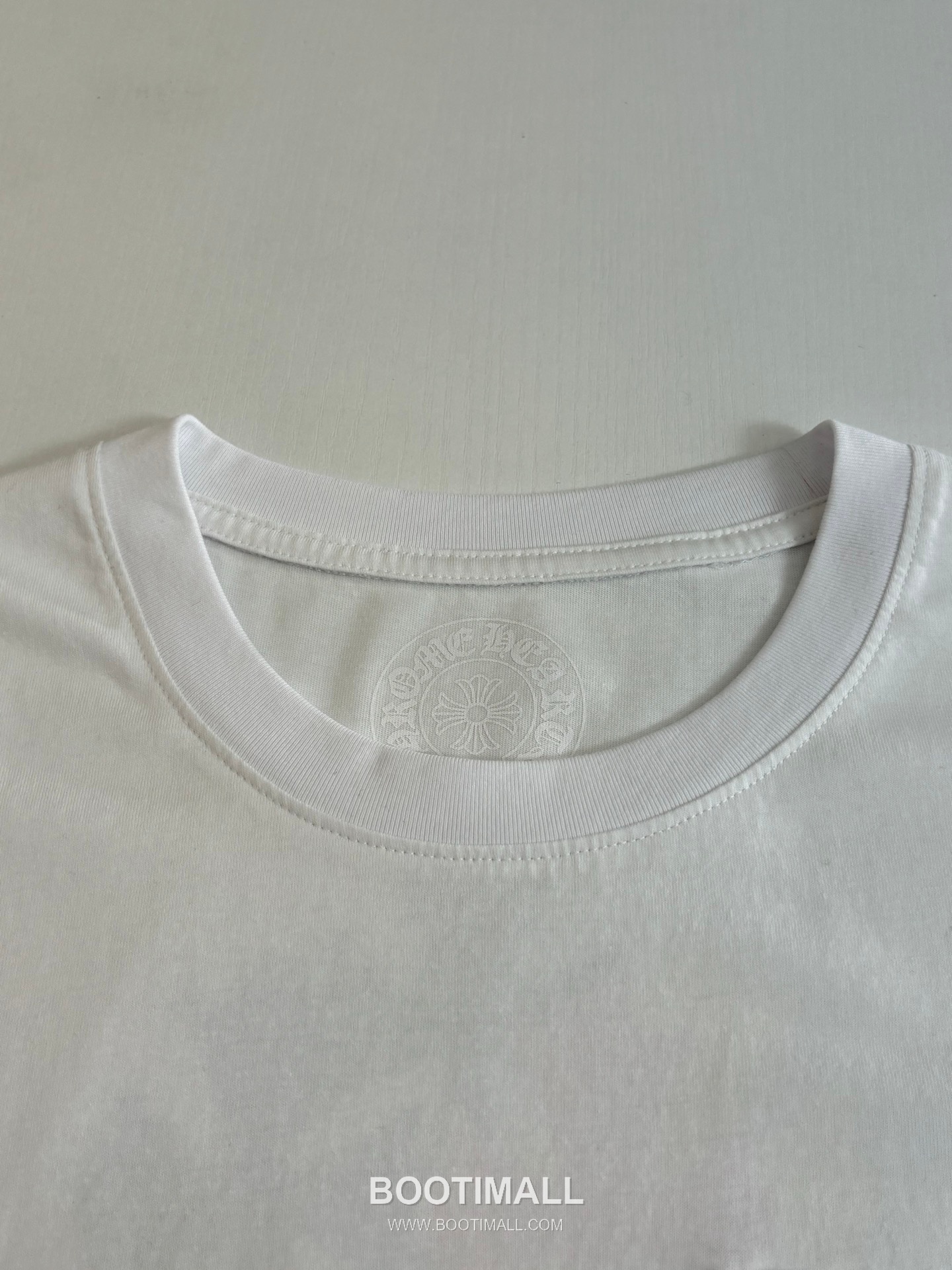 Chrome Hearts Miami Multicolor Sanskrit Cross Washed Short Sleeve T-Shirt 크롬하츠 마이애미 멀티컬러 산스크리트 크로스 워싱 반팔 티셔츠 5