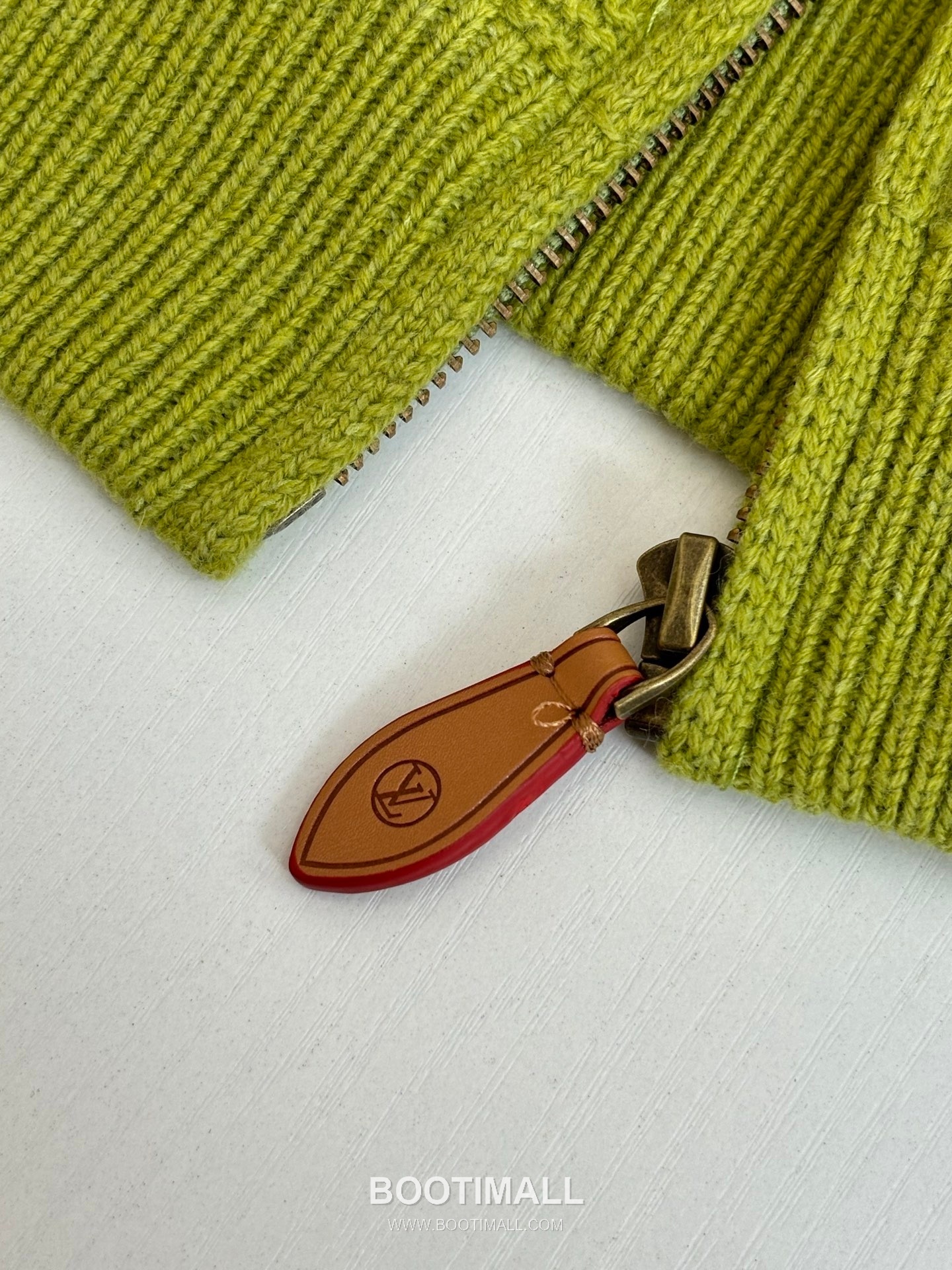 Louis Vuitton SS26 Damier Jacquard Cable Knit Zip Cardigan 루이비통 SS26 다미에 자카드 케이블 니트 집업 가디건 6