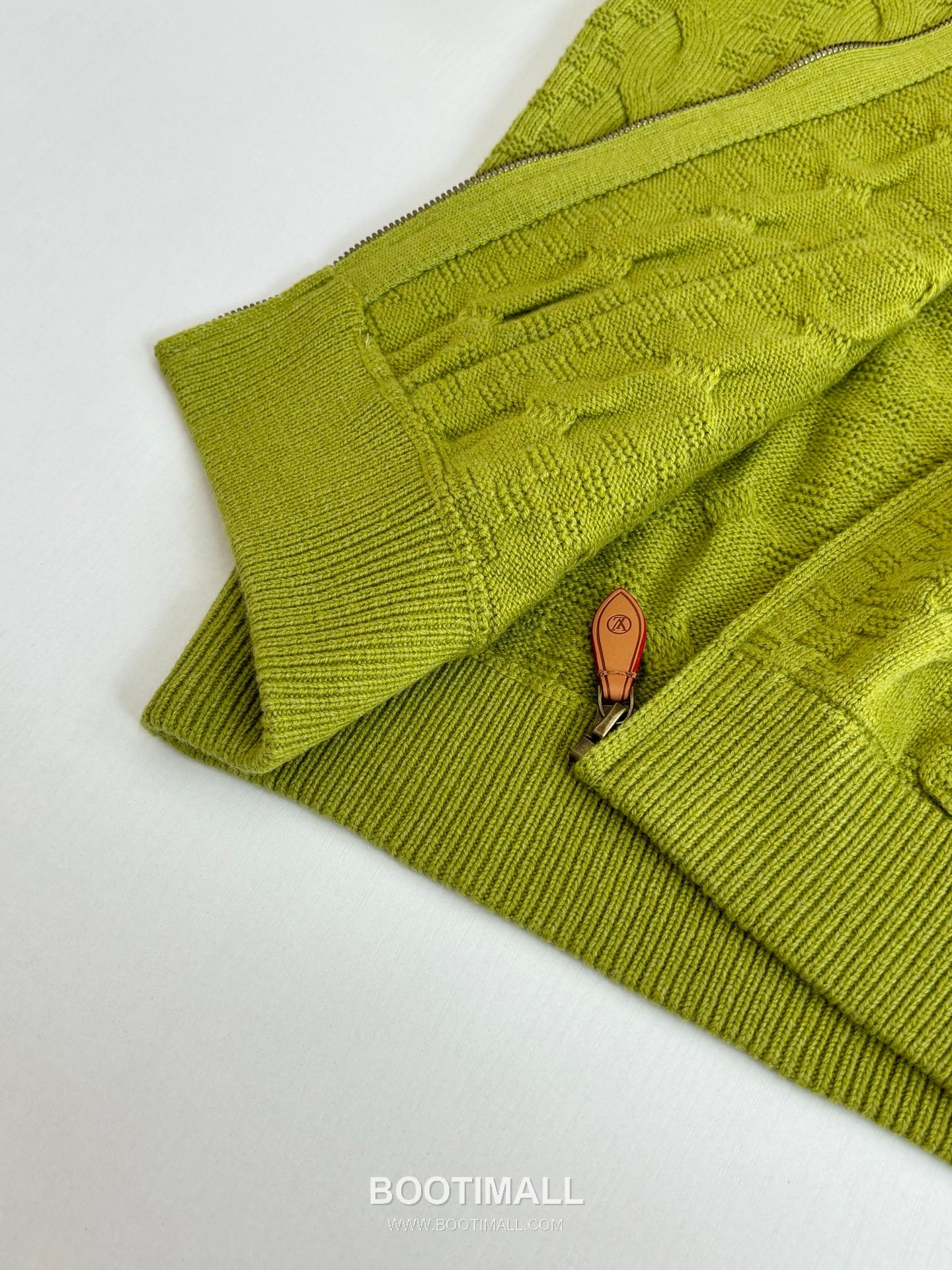 Louis Vuitton SS26 Damier Jacquard Cable Knit Zip Cardigan 루이비통 SS26 다미에 자카드 케이블 니트 집업 가디건 7